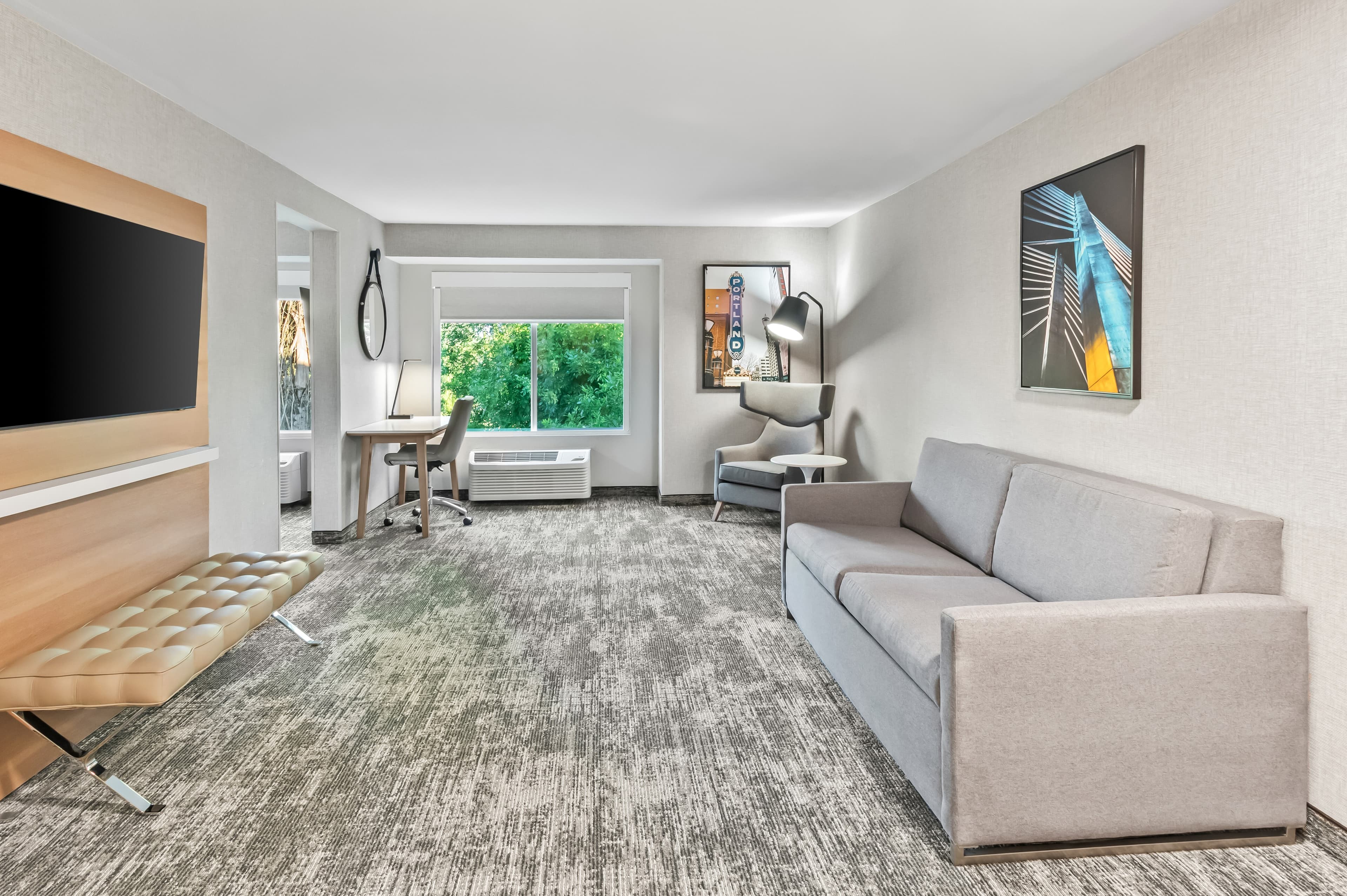 Radisson Hotel Portland Airport - Image 5