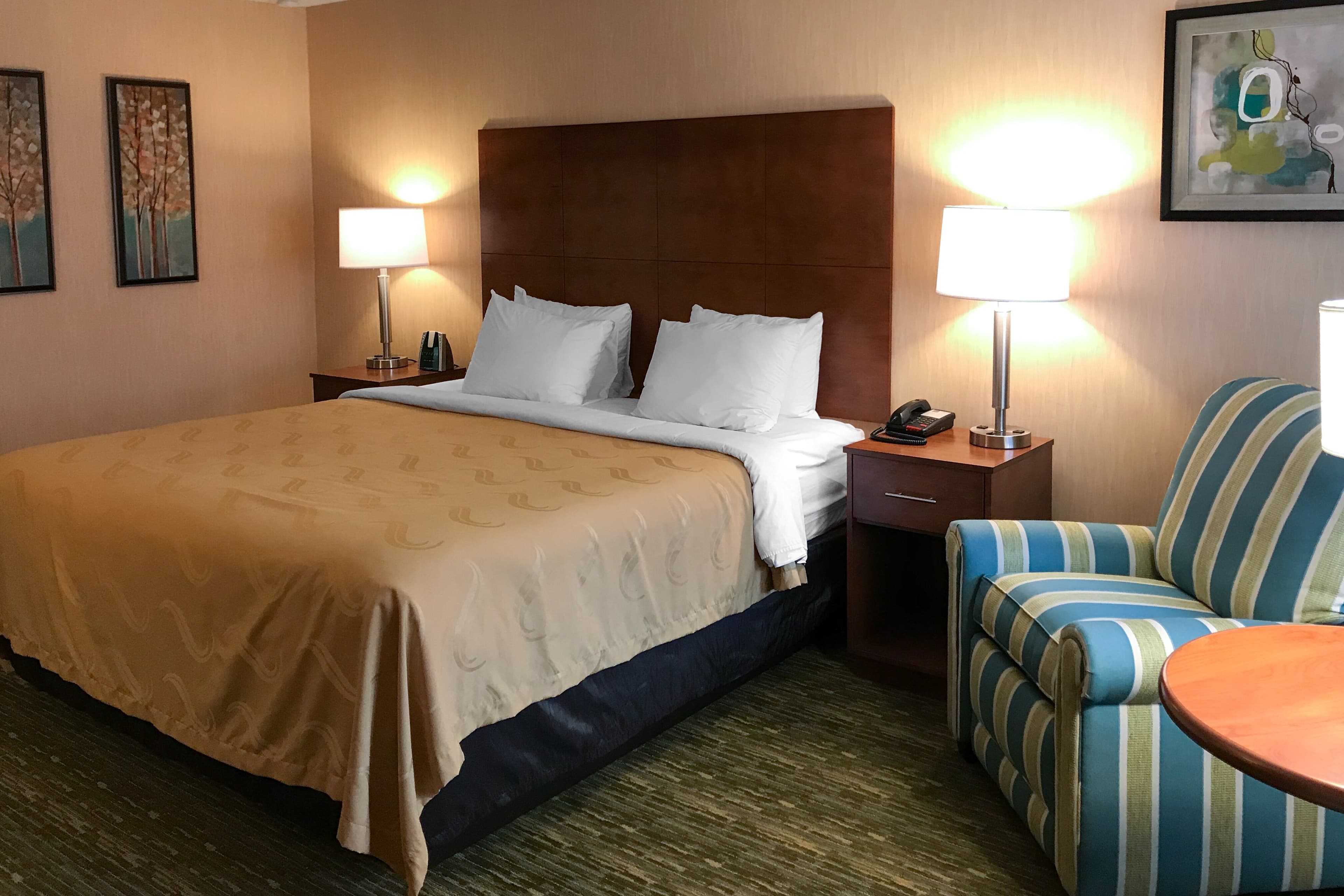 Quality Inn Bedford - Image 2