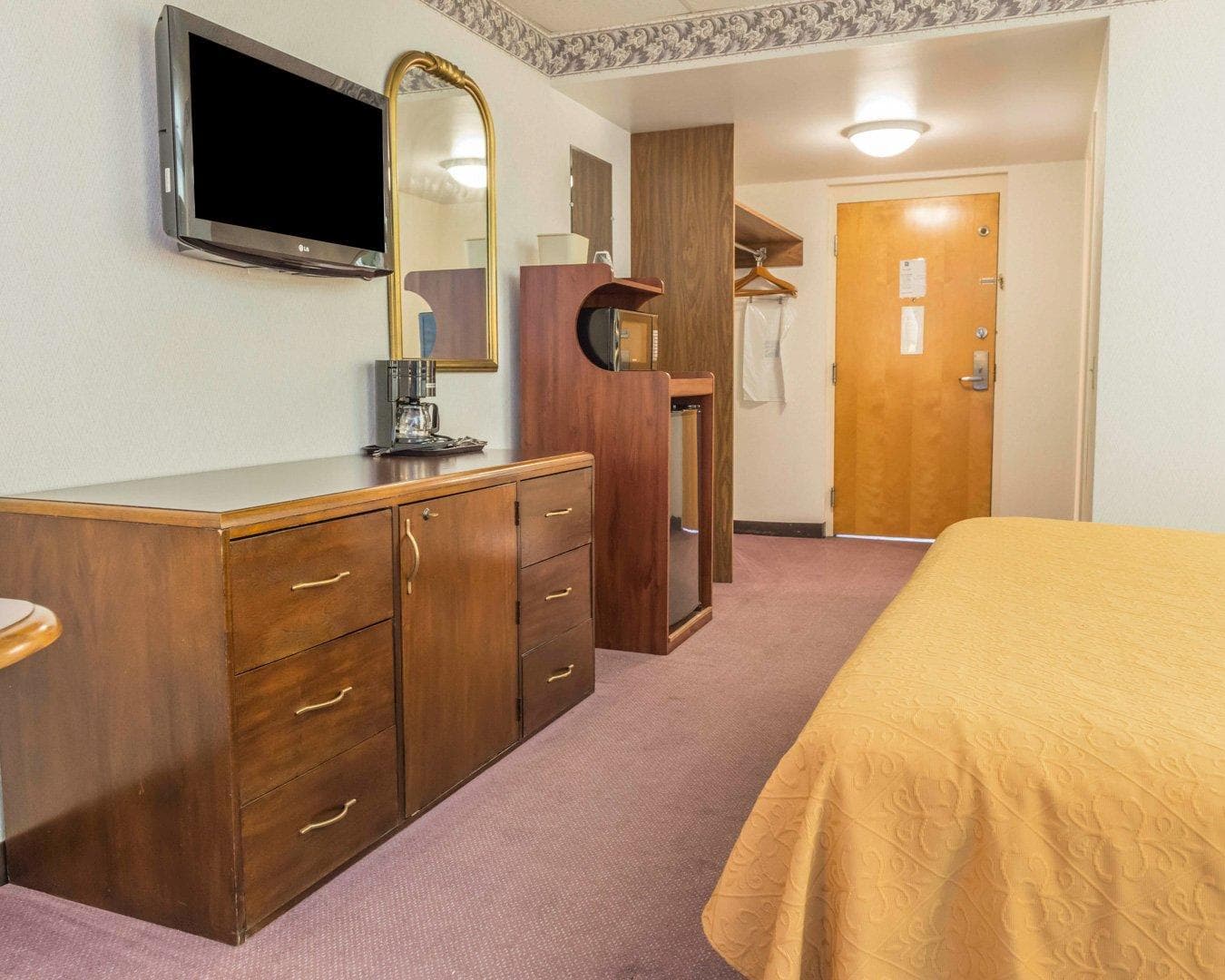 Quality Inn Royle - Image 3