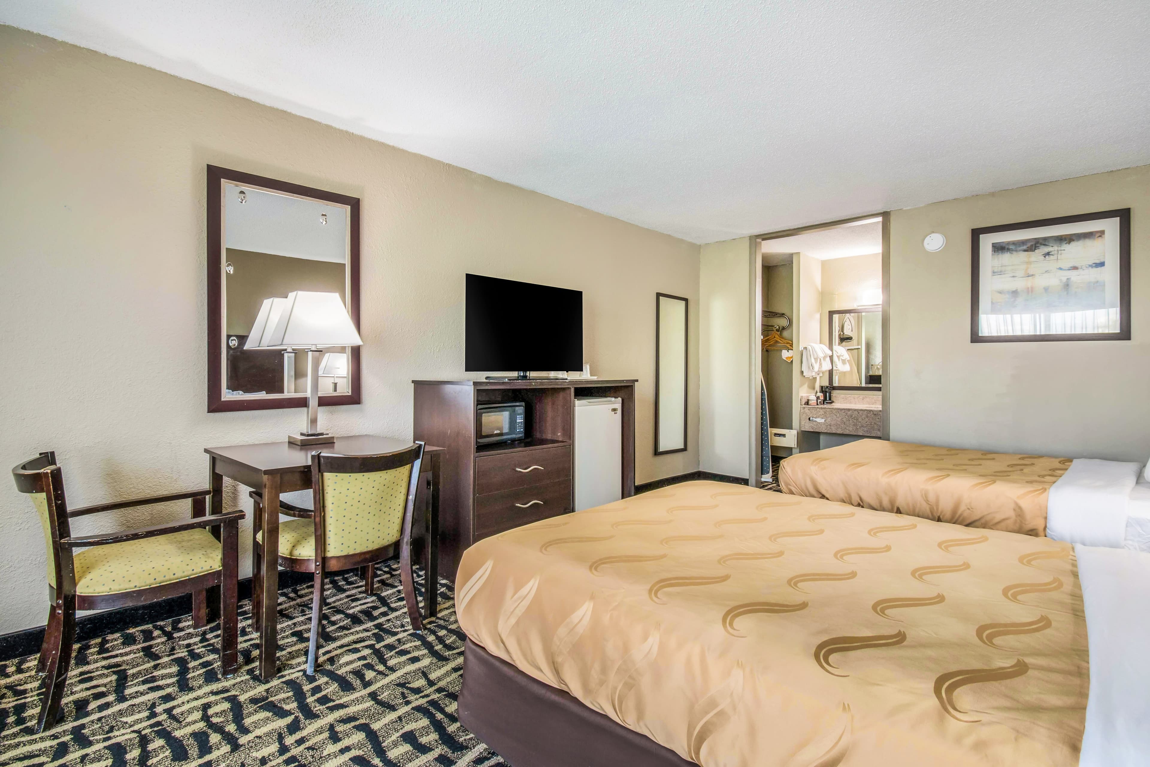 Quality Inn & Suites York East — 7