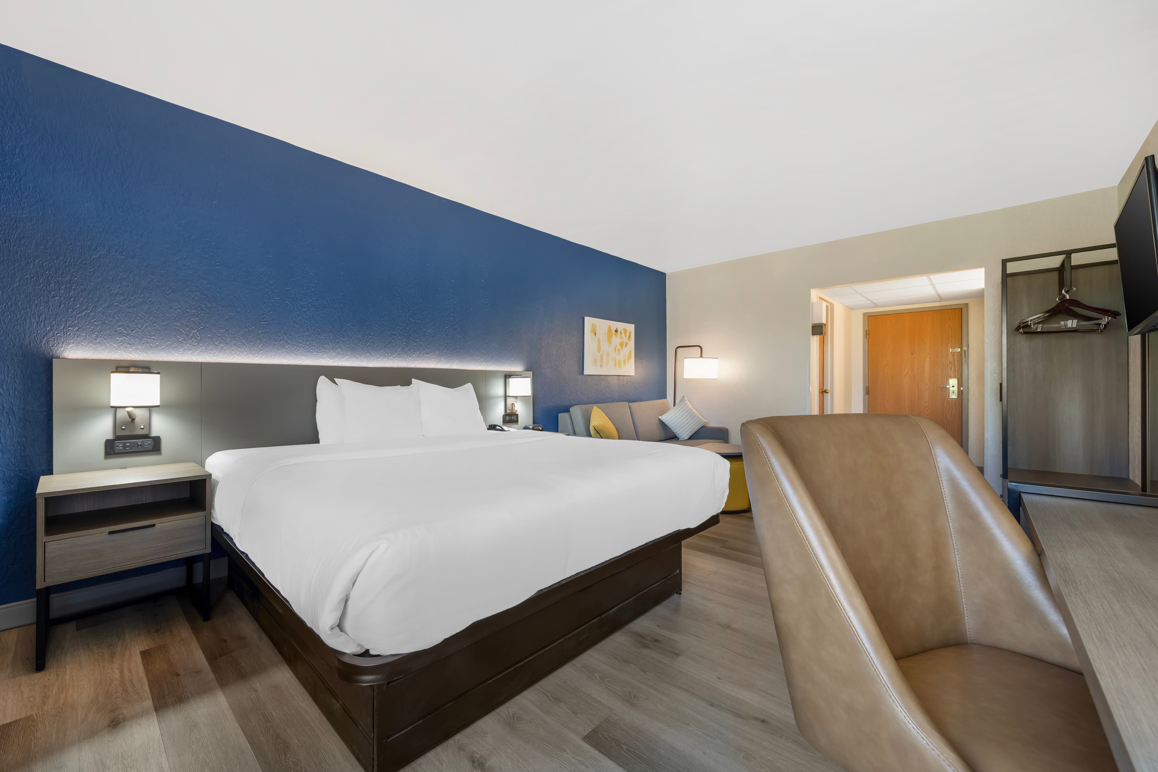 Comfort Inn West Hazleton - Image 2
