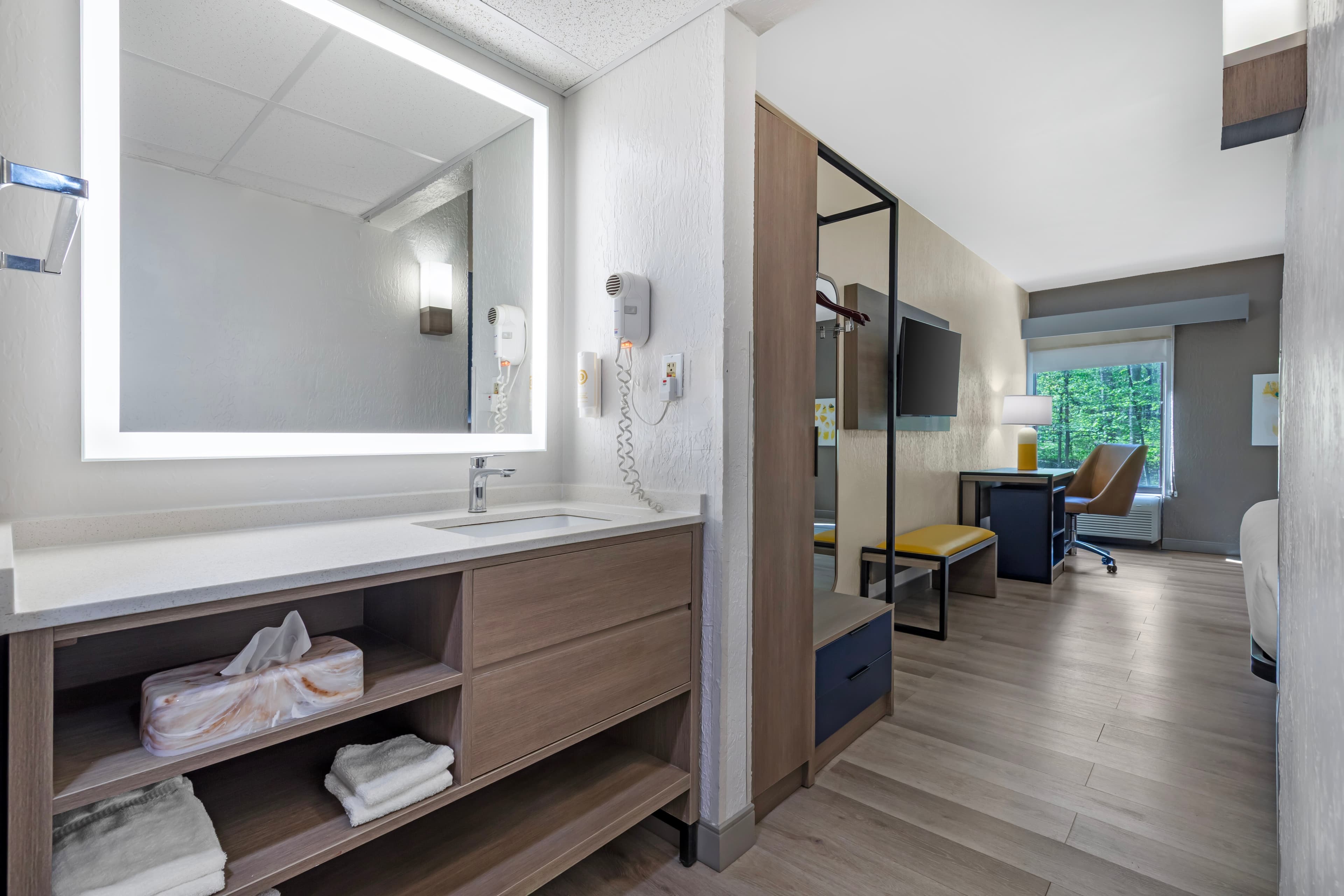 Comfort Inn West Hazleton — 12