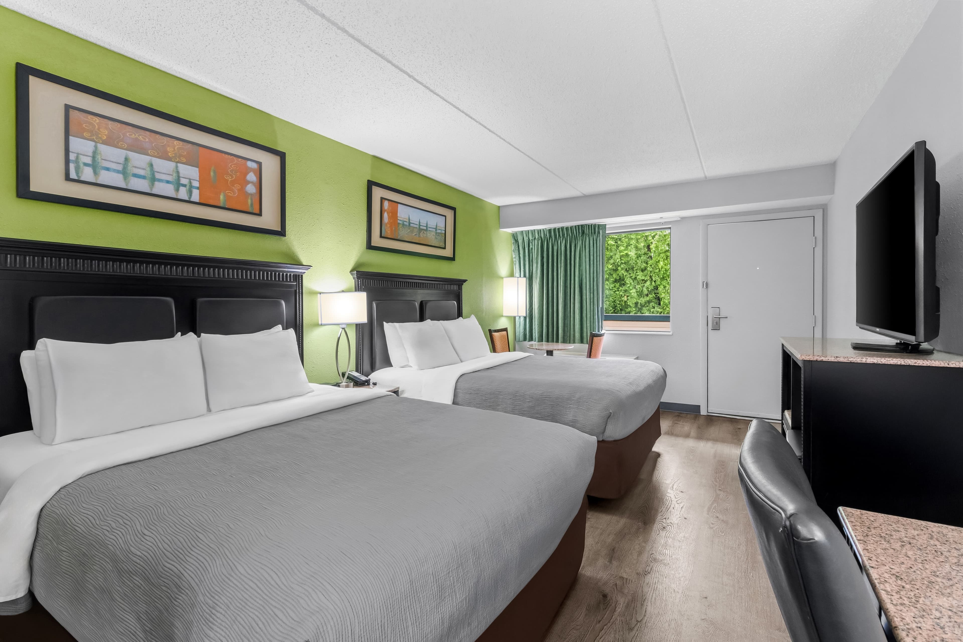 2 Double Beds - Image 3