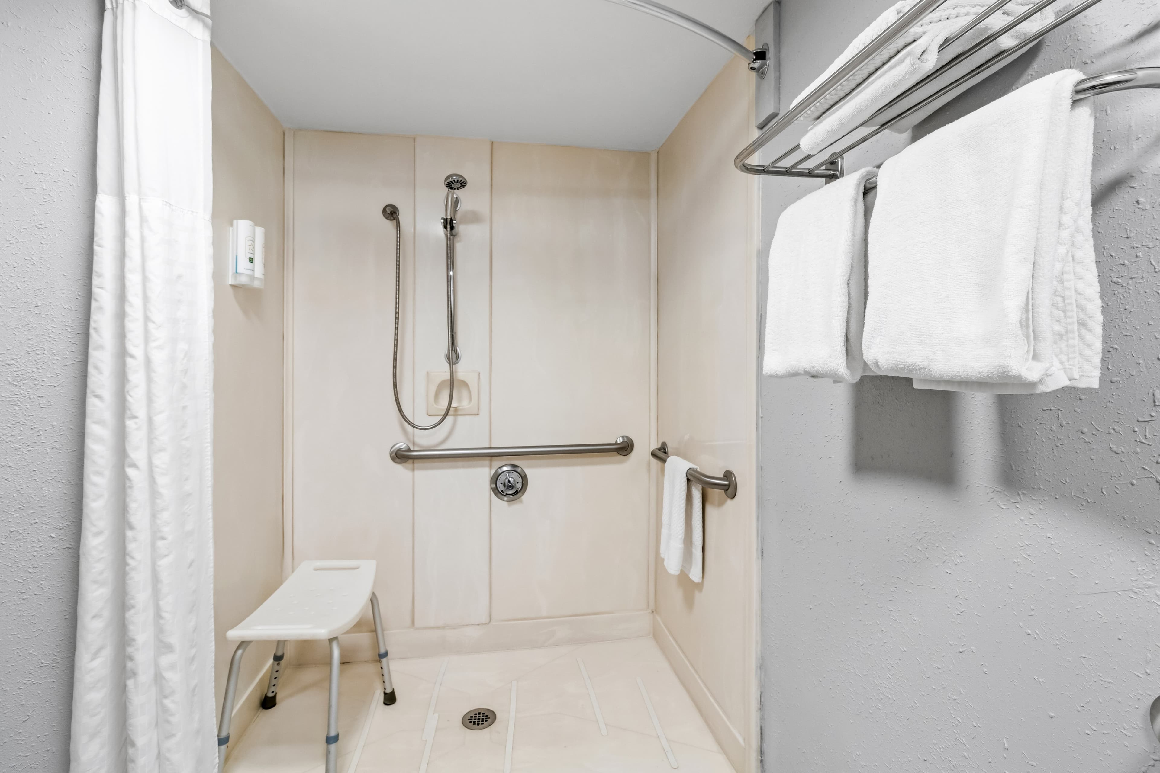 Quality Inn & Suites Gibsonia - Pittsburgh North — 38