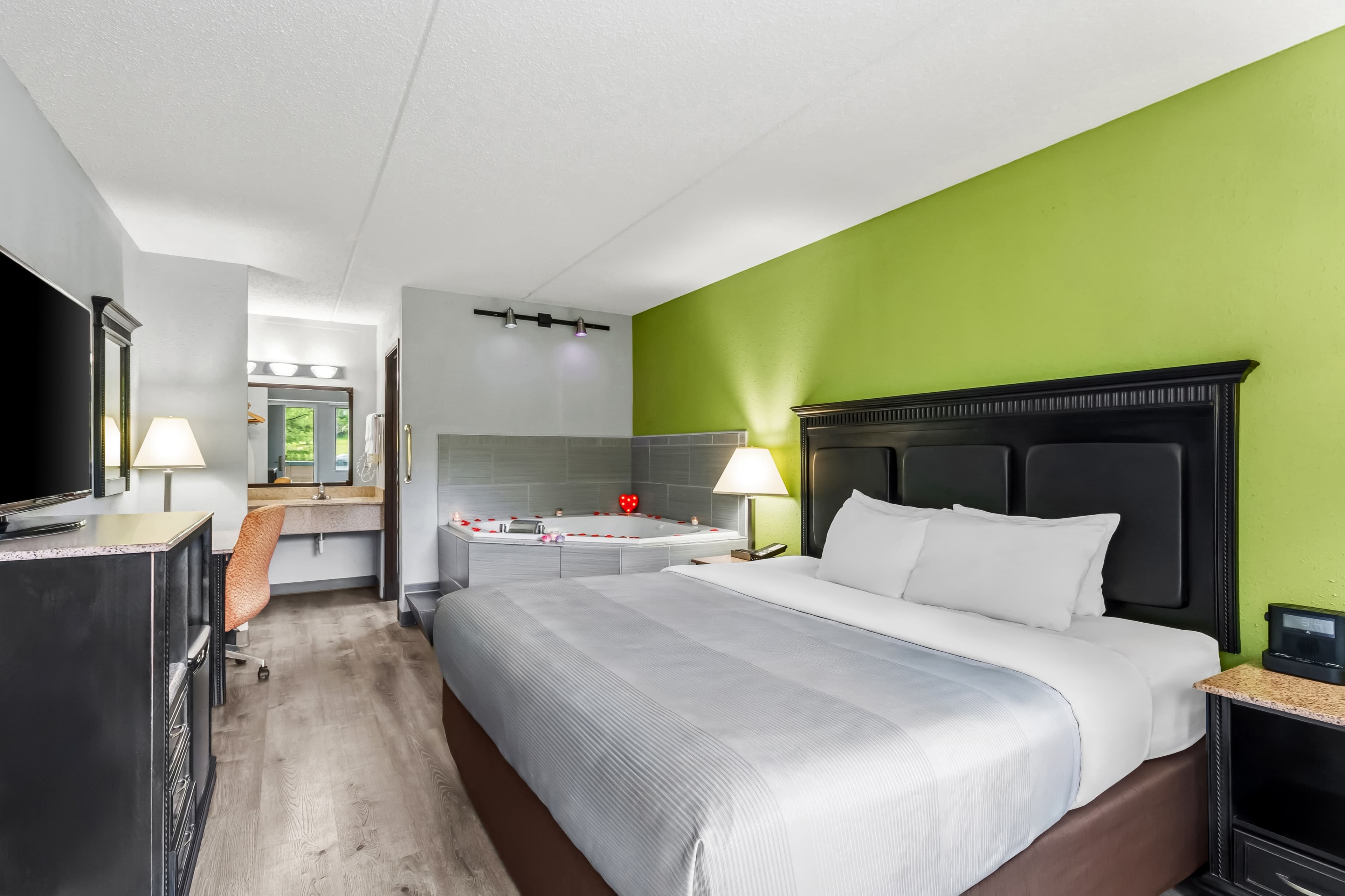 Quality Inn & Suites Gibsonia - Pittsburgh North — 18
