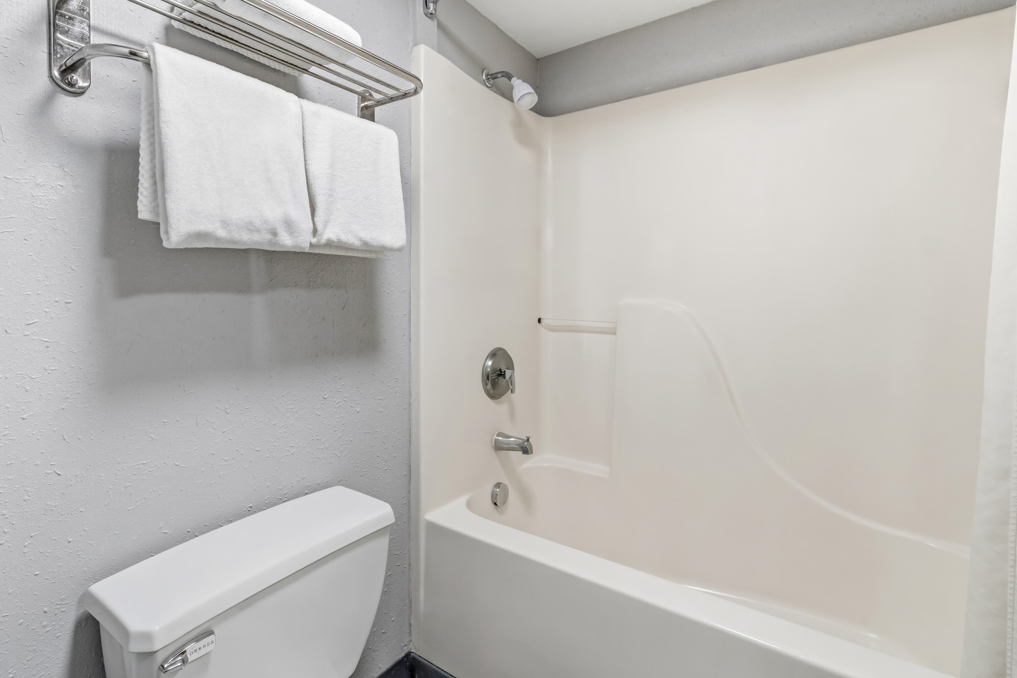 Quality Inn & Suites Gibsonia - Pittsburgh North — 47