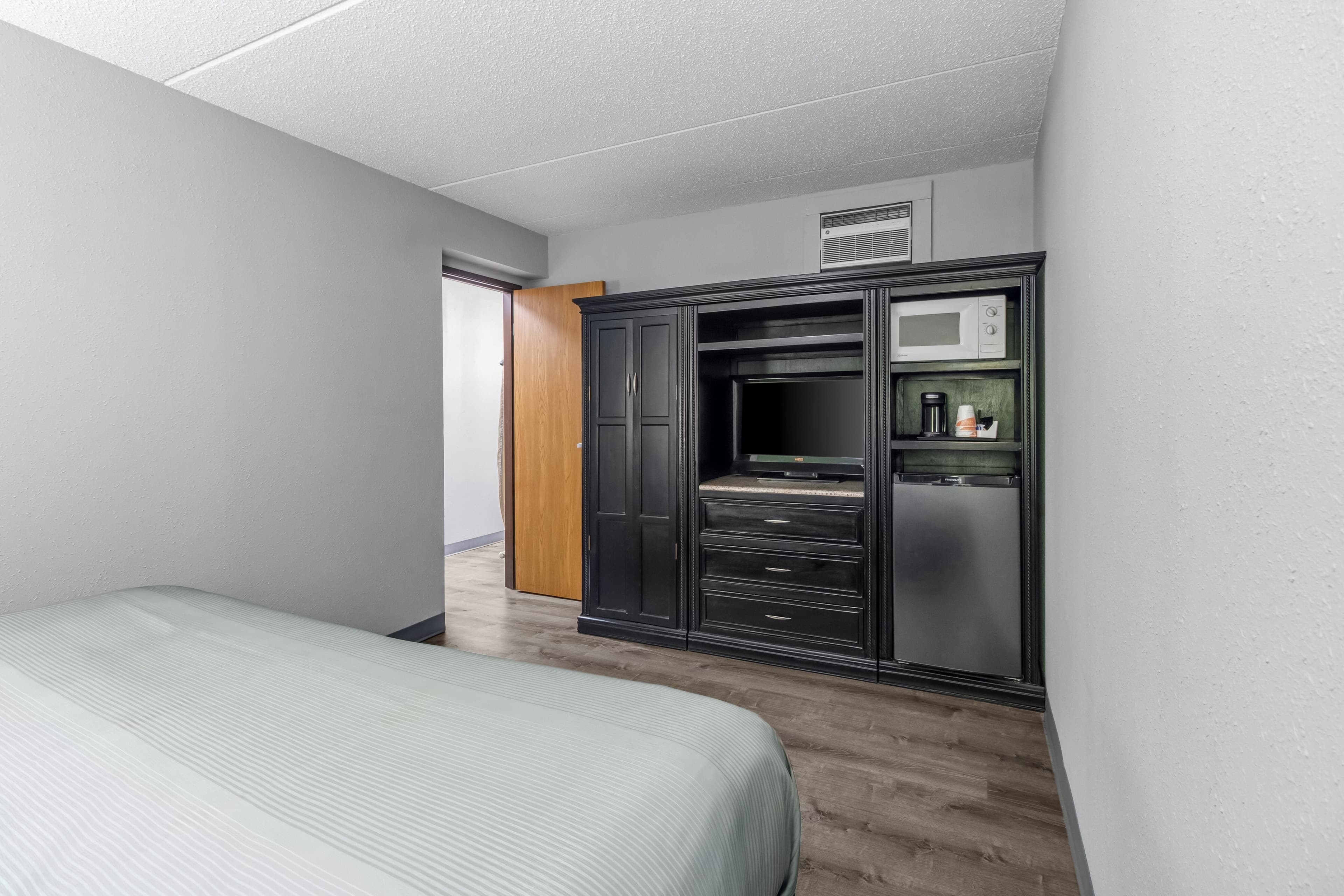 Quality Inn & Suites Gibsonia - Pittsburgh North — 19