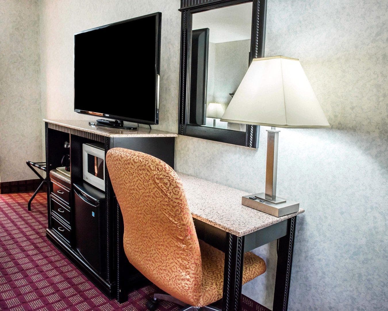 Quality Inn & Suites Gibsonia - Pittsburgh North — 10