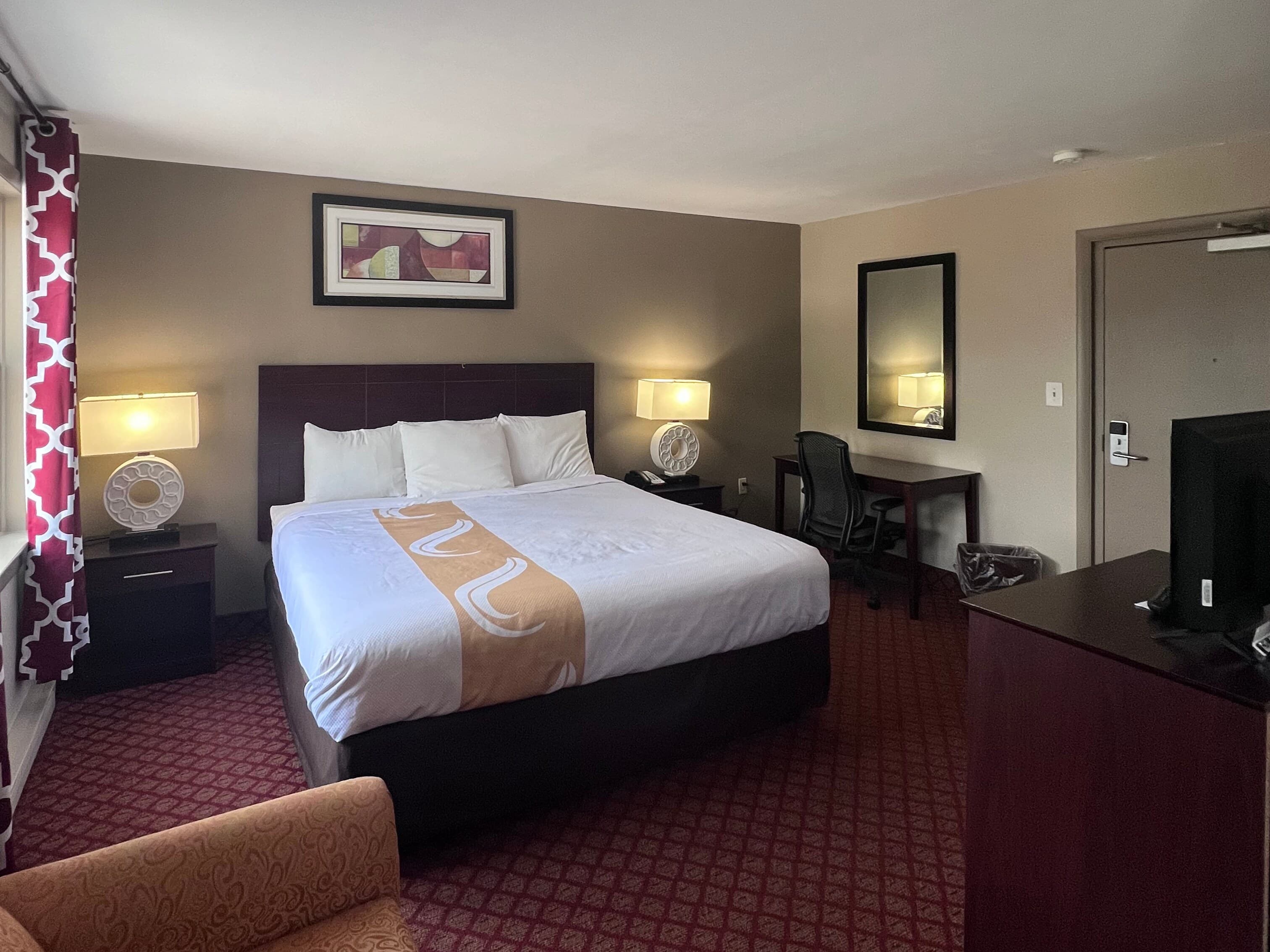 Rodeway Inn and Suites Hershey Chocolate Avenue — 6