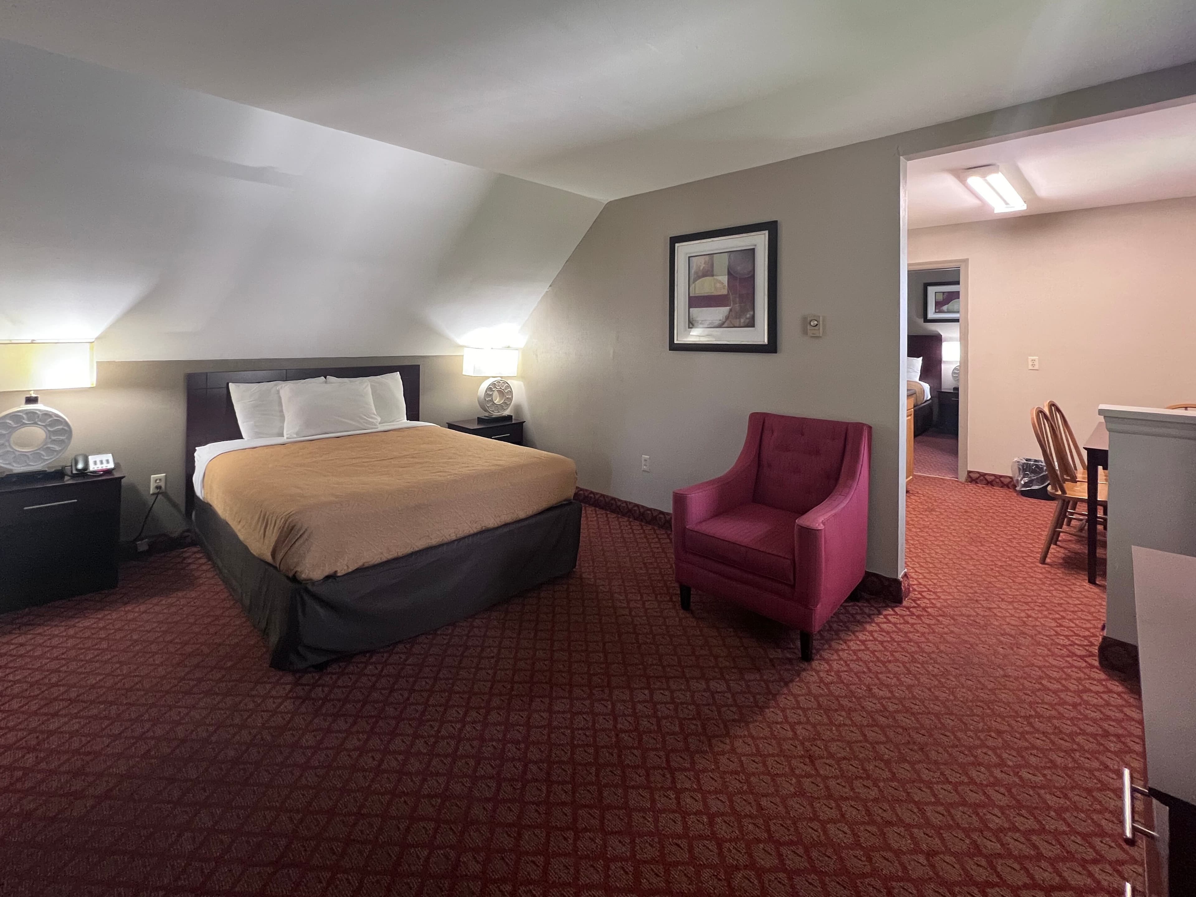 Rodeway Inn and Suites Hershey Chocolate Avenue — 21