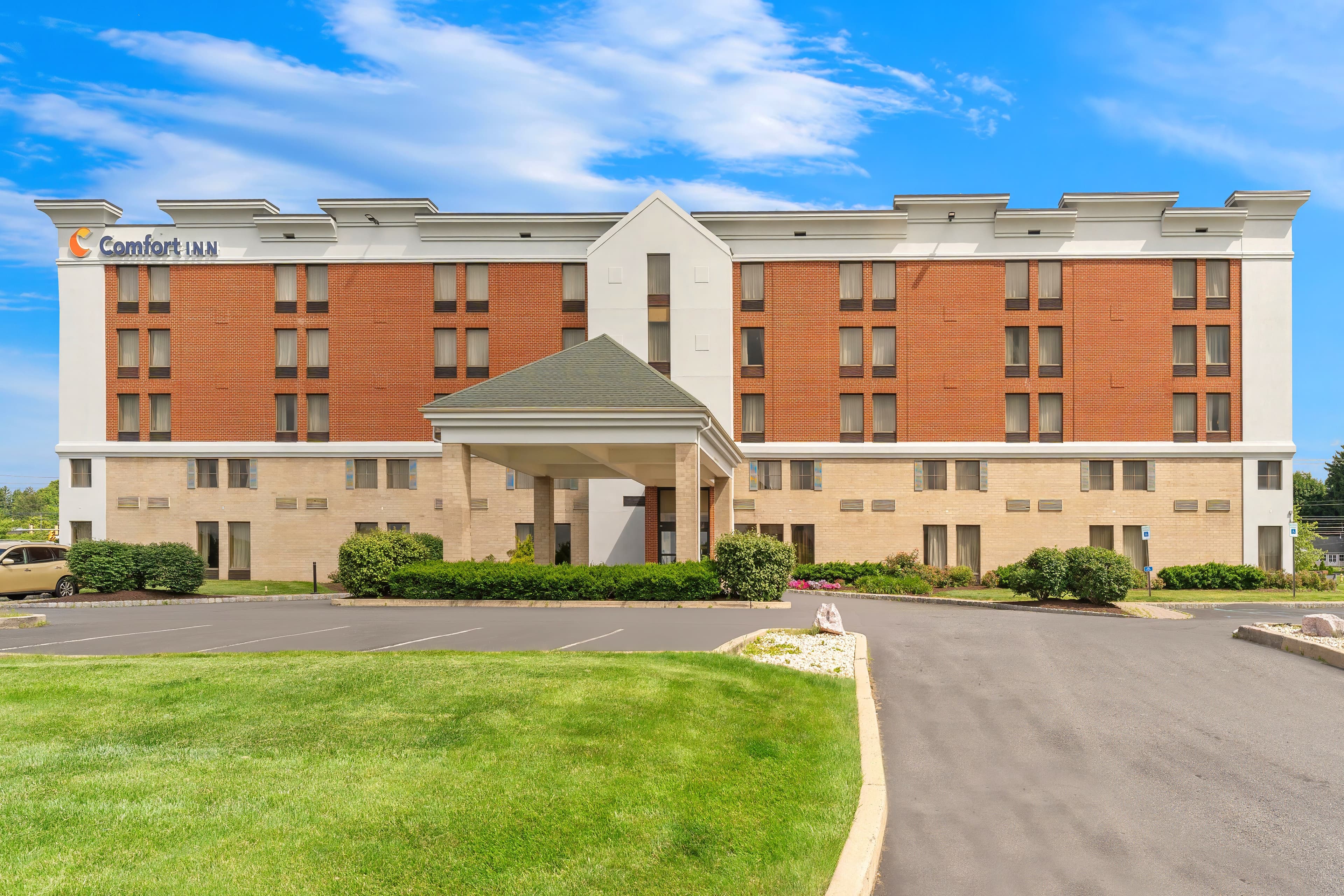 Comfort Inn Lehigh Valley West - Image 1