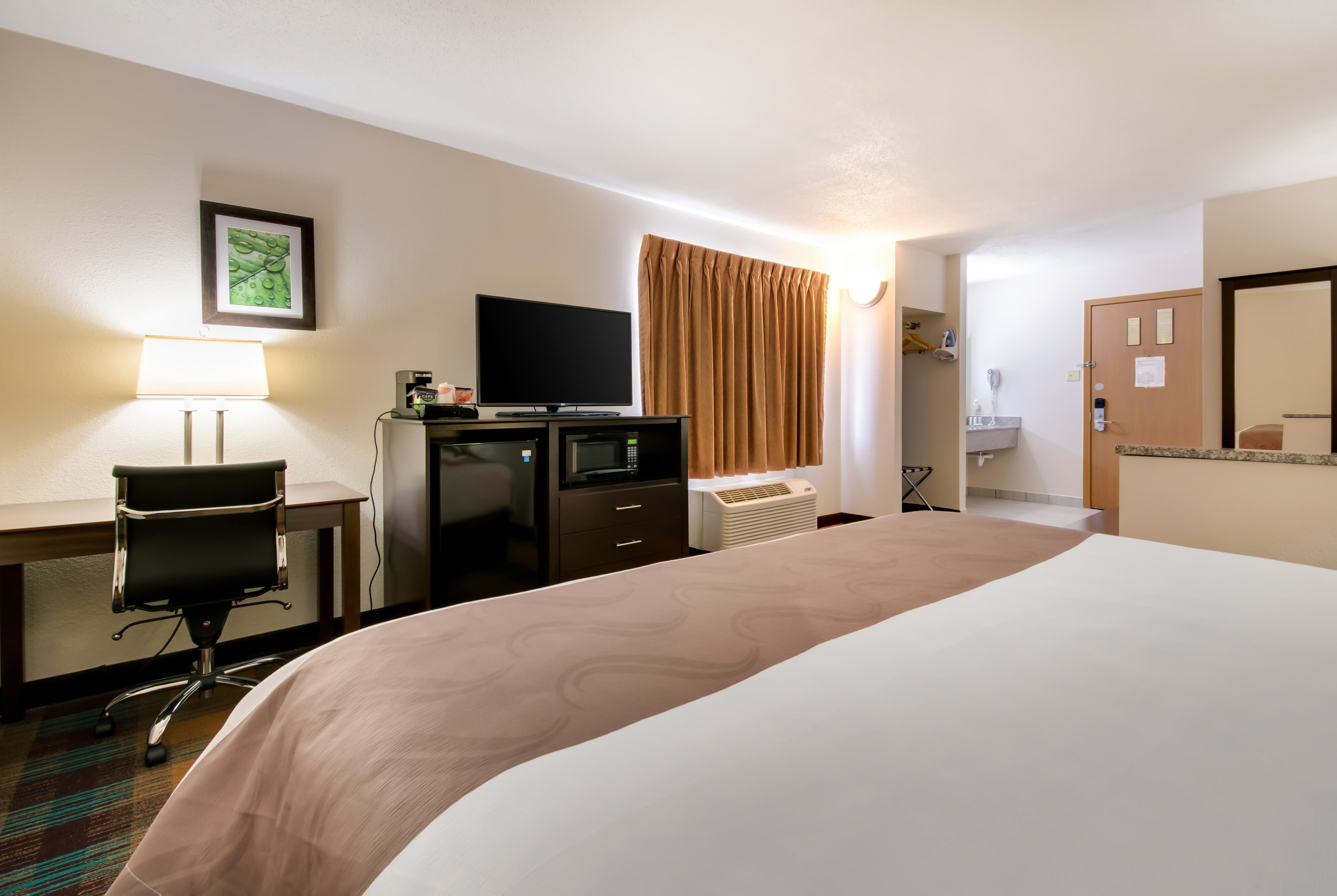 Quality Inn Bloomsburg — 14