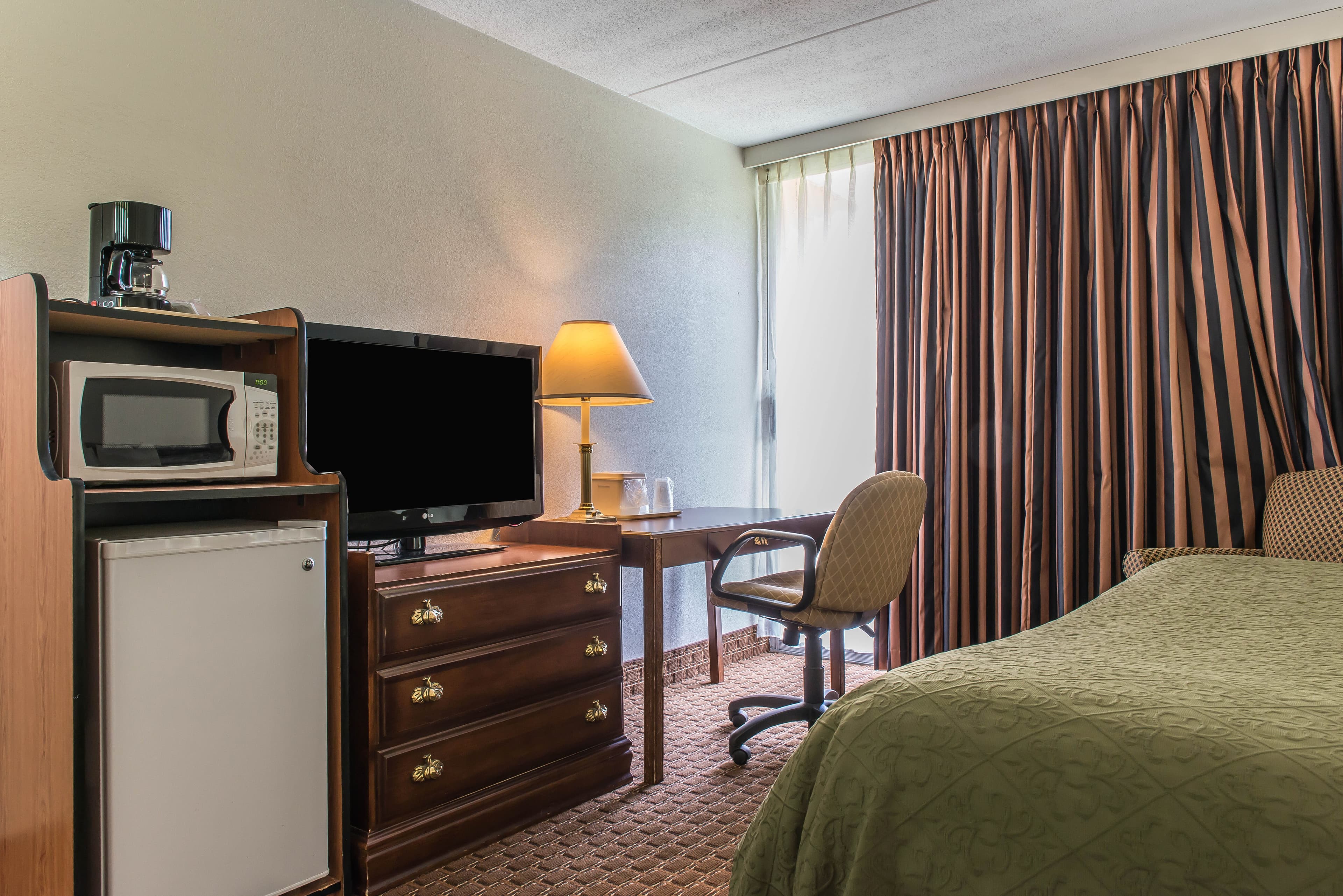 Rodeway Inn Brookville — 13
