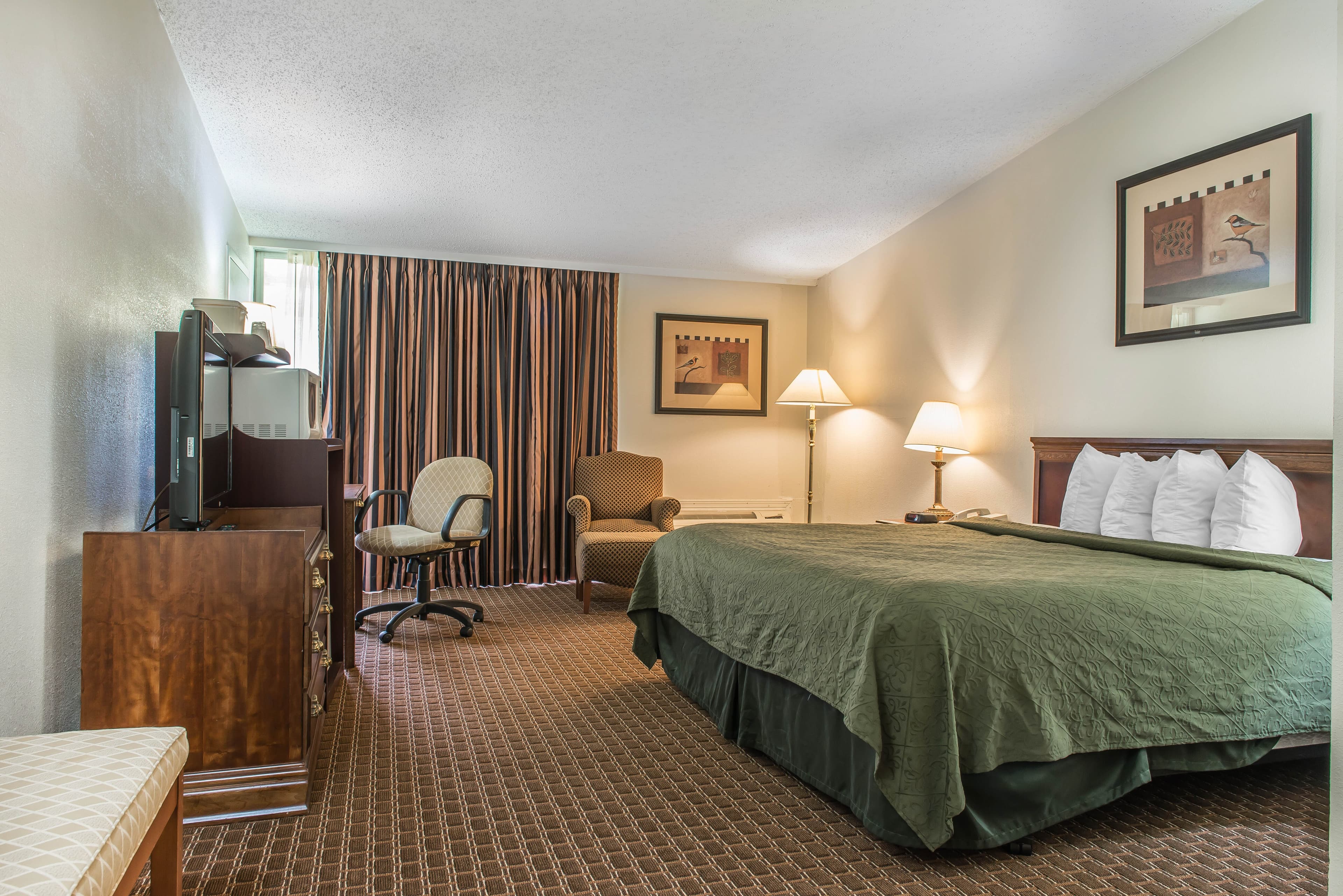 Rodeway Inn Brookville - Image 2