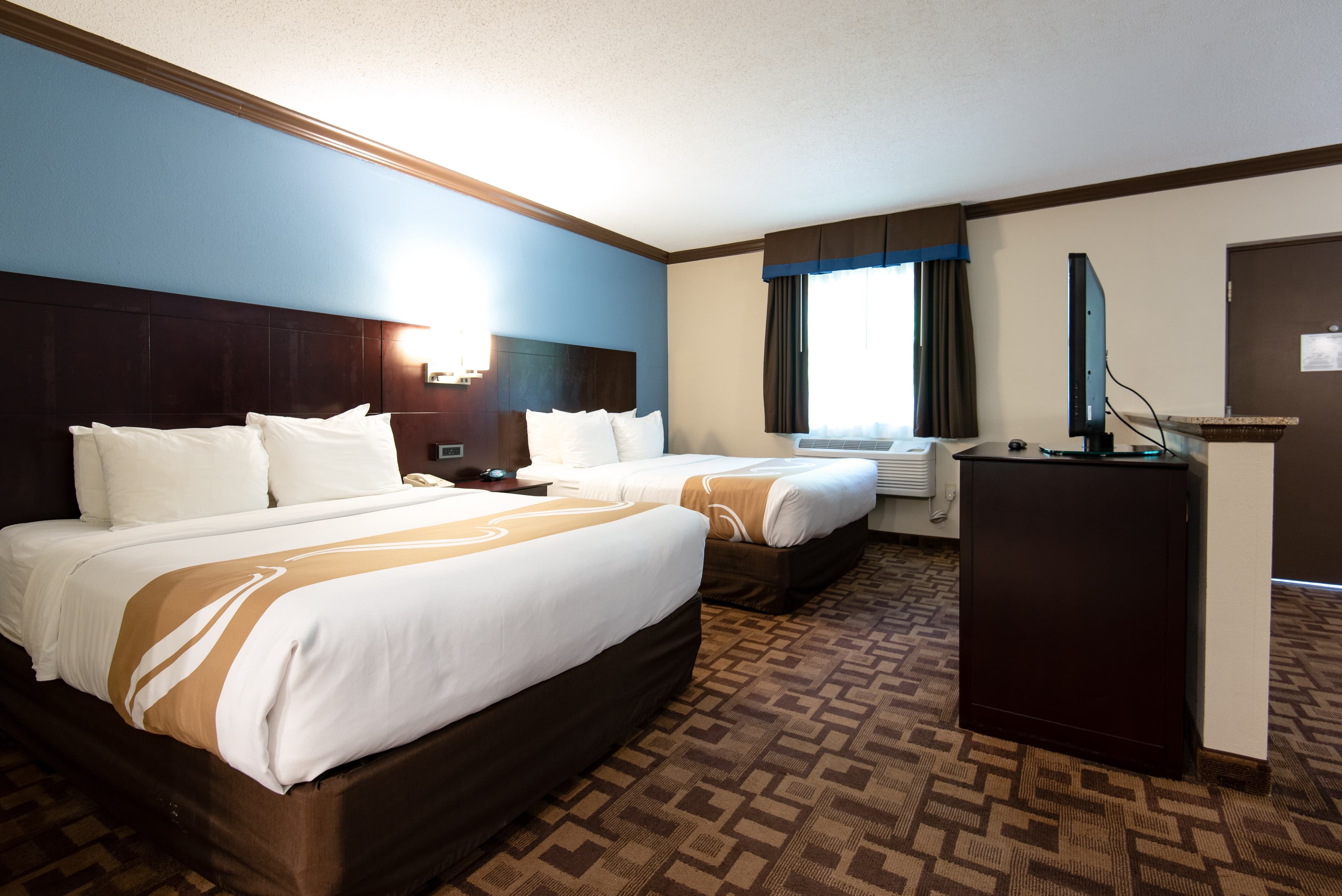 Quality Inn & Suites Quakertown-Allentown — 9