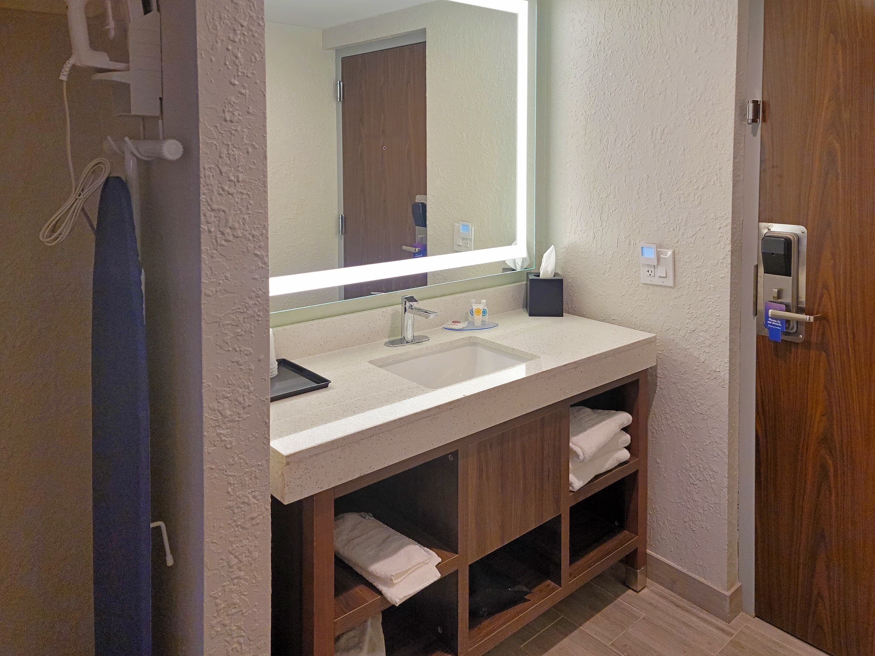 Comfort Inn & Suites Wyomissing/Reading — 7