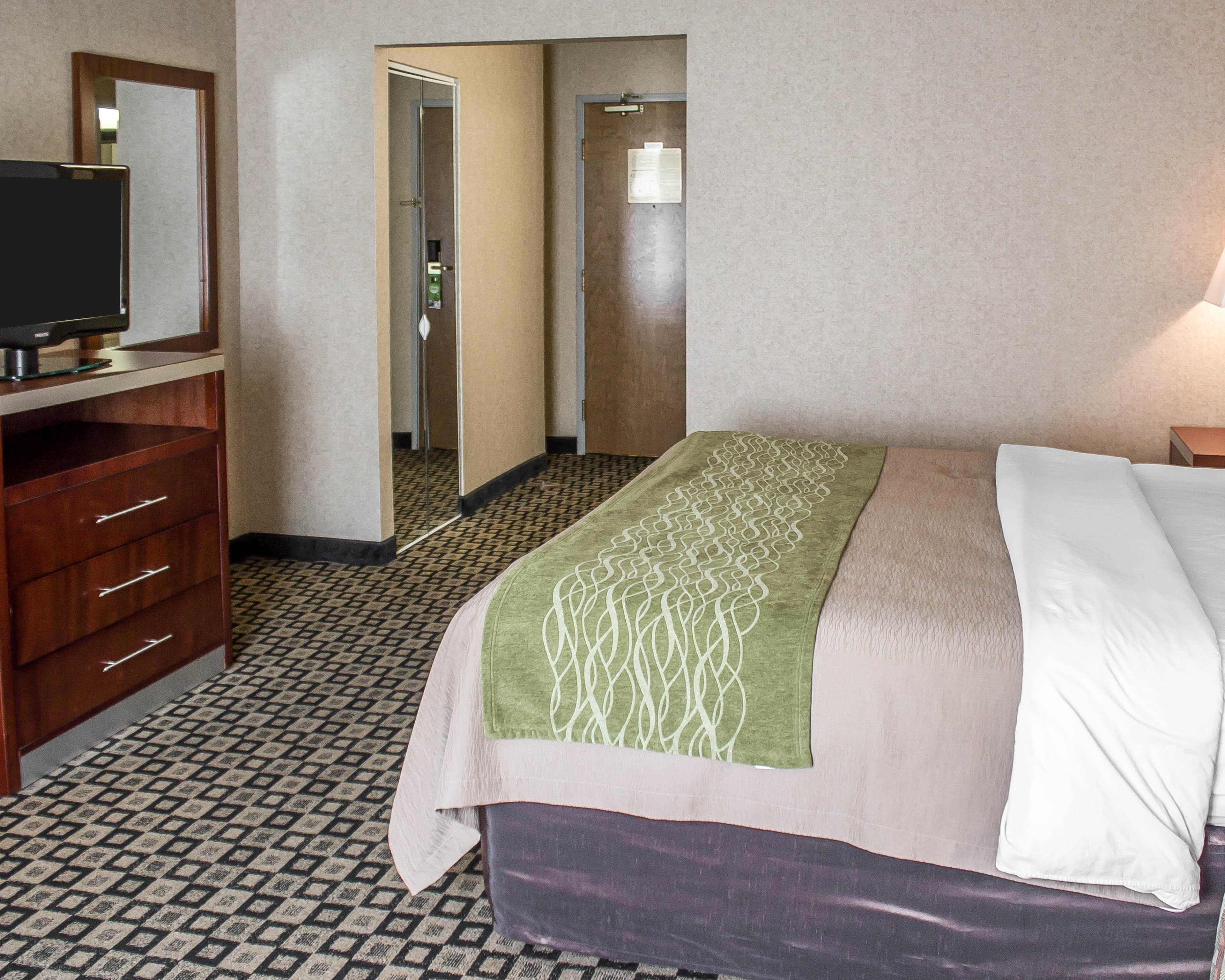 Quality Inn Clarion - Image 2