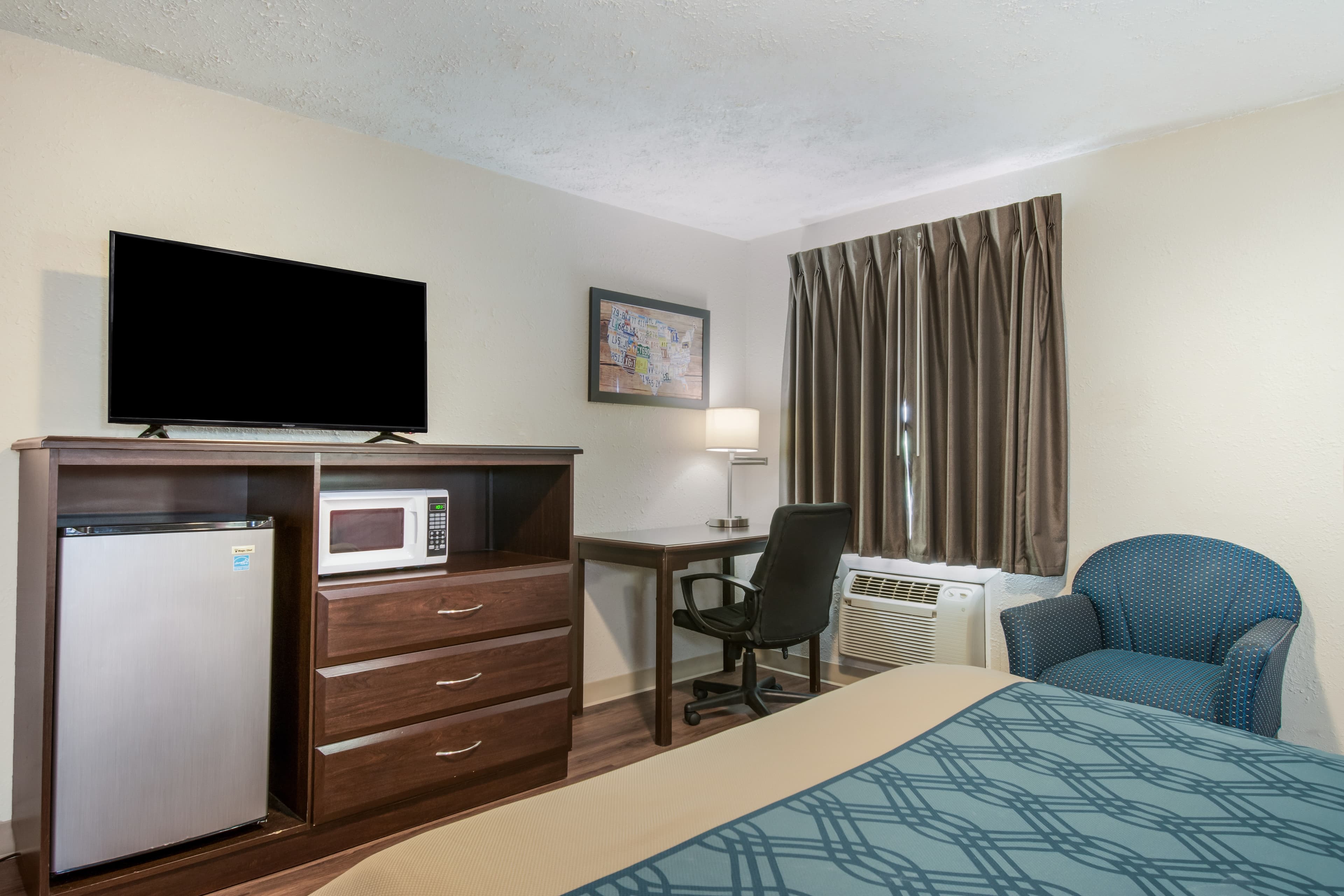 Econo Lodge Mechanicsburg - Harrisburg West - Image 4