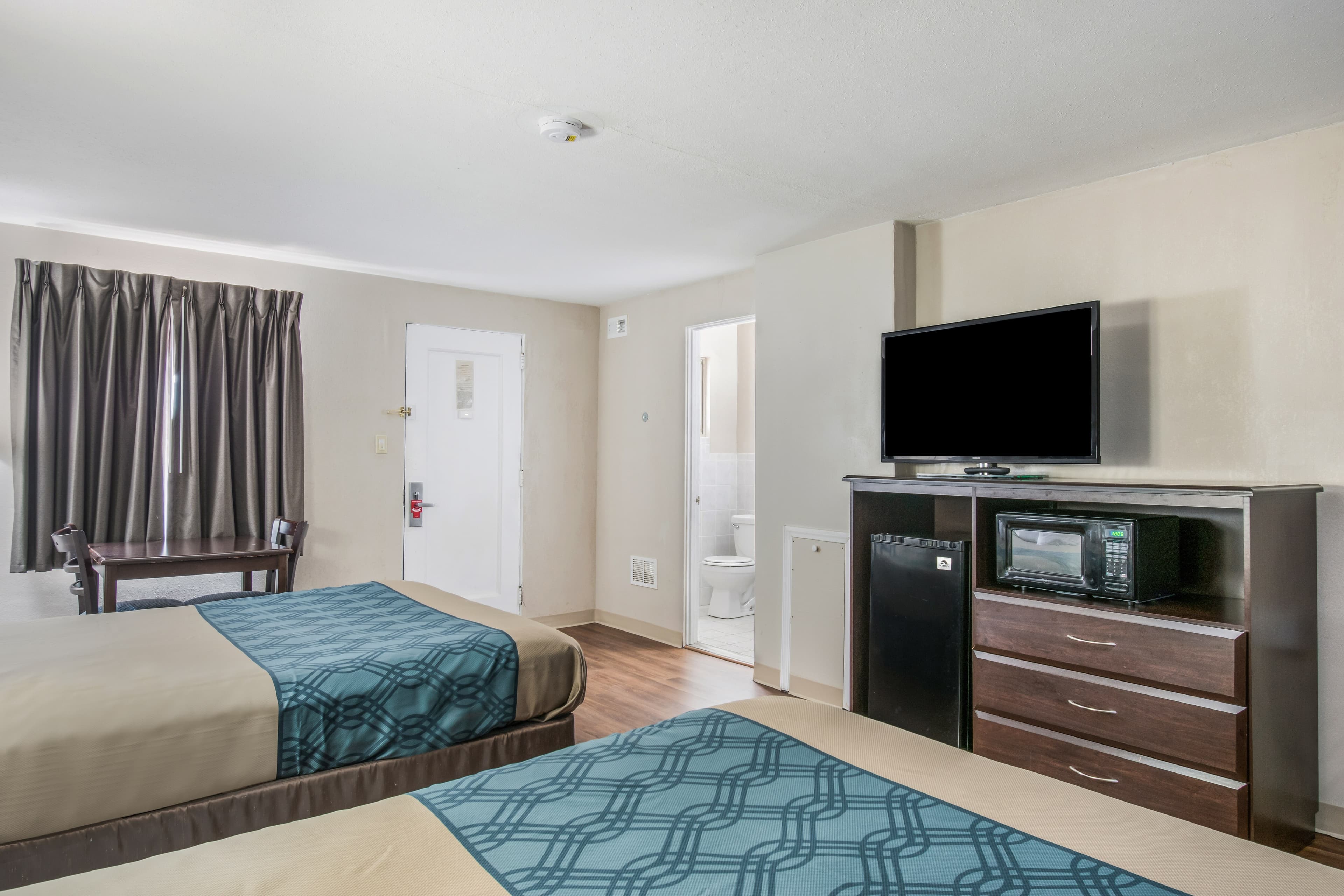 Econo Lodge Mechanicsburg - Harrisburg West — 20