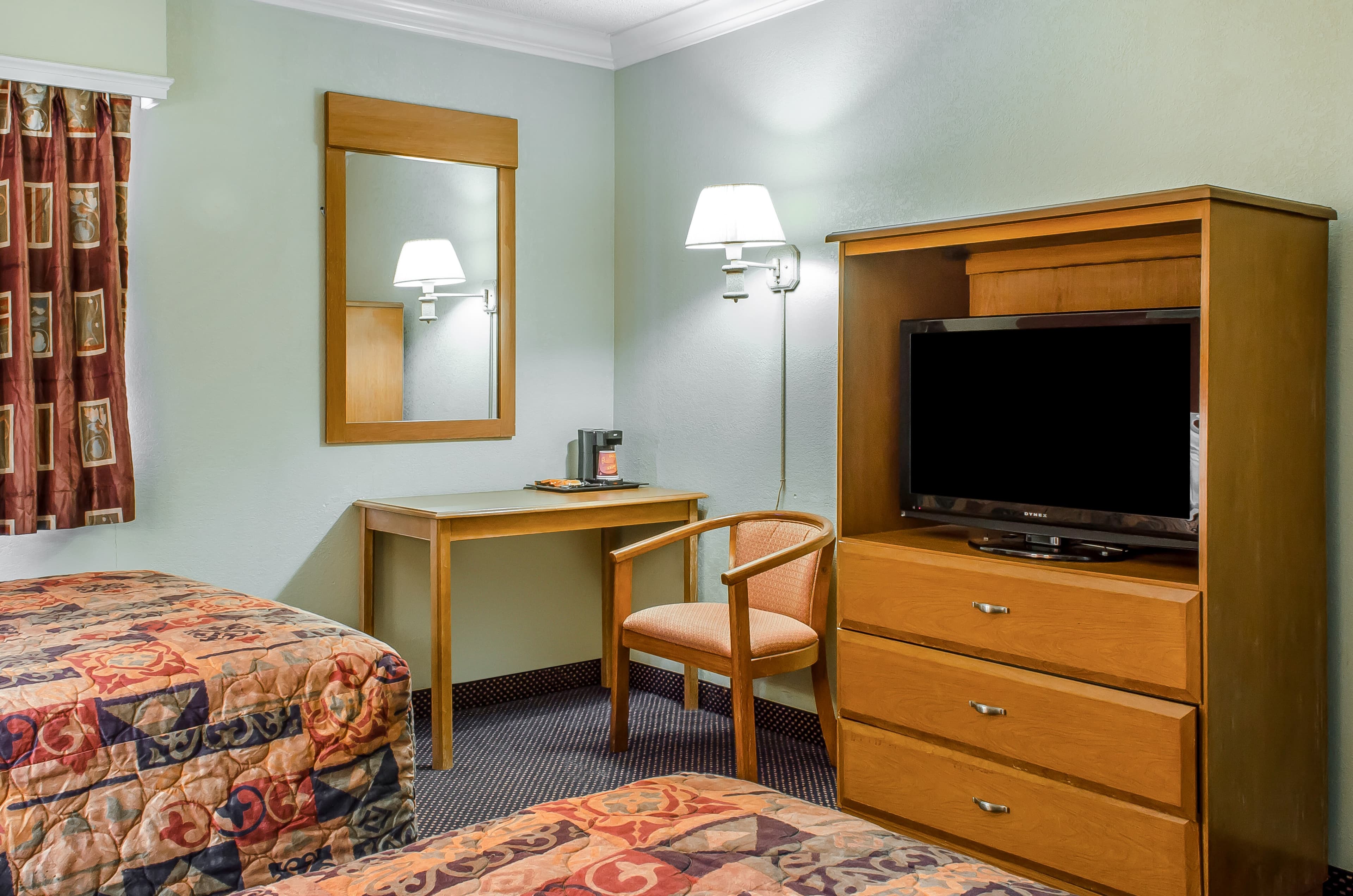 Rodeway Inn Allentown South - Image 3