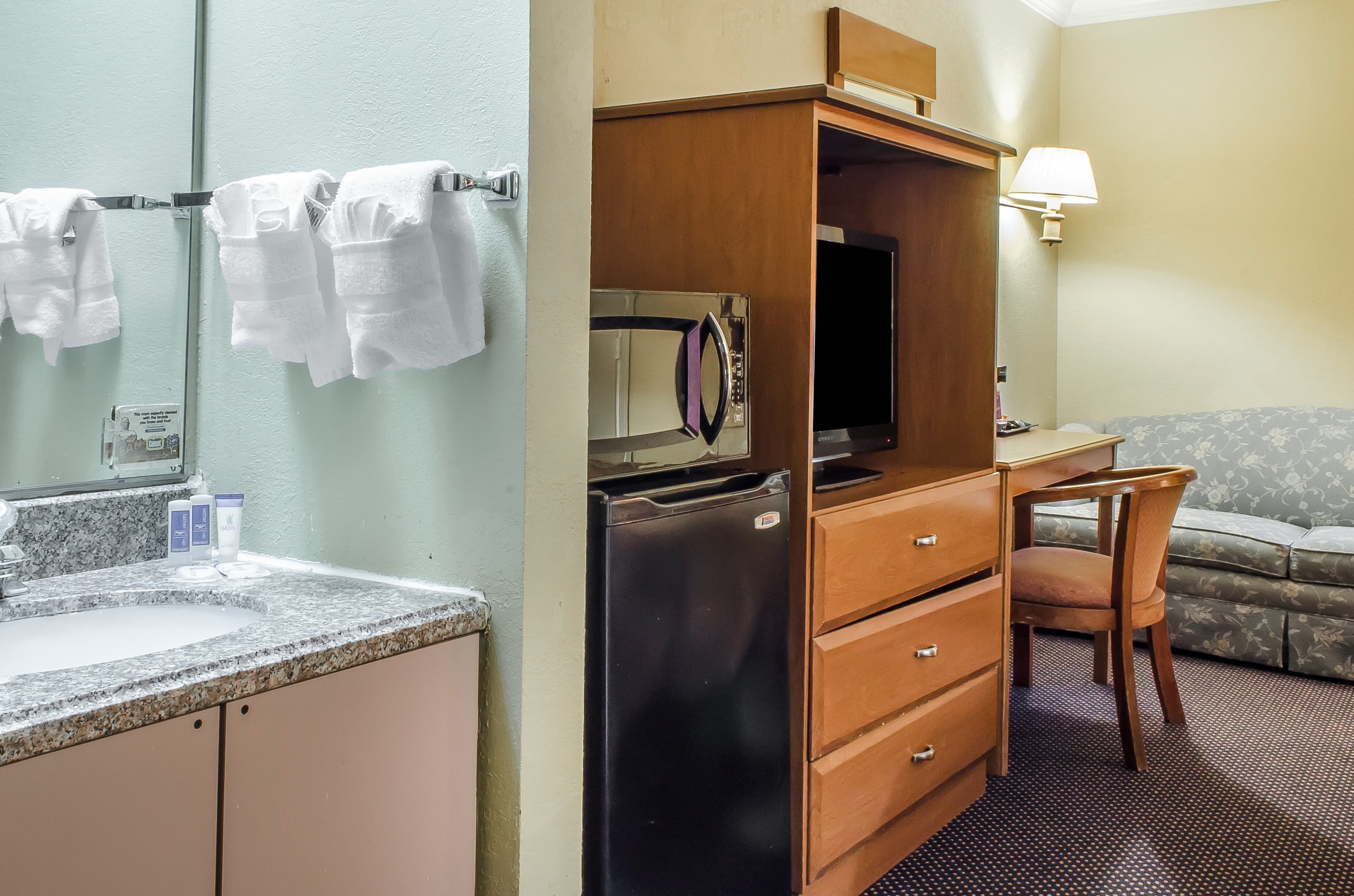 Rodeway Inn Allentown South — 20