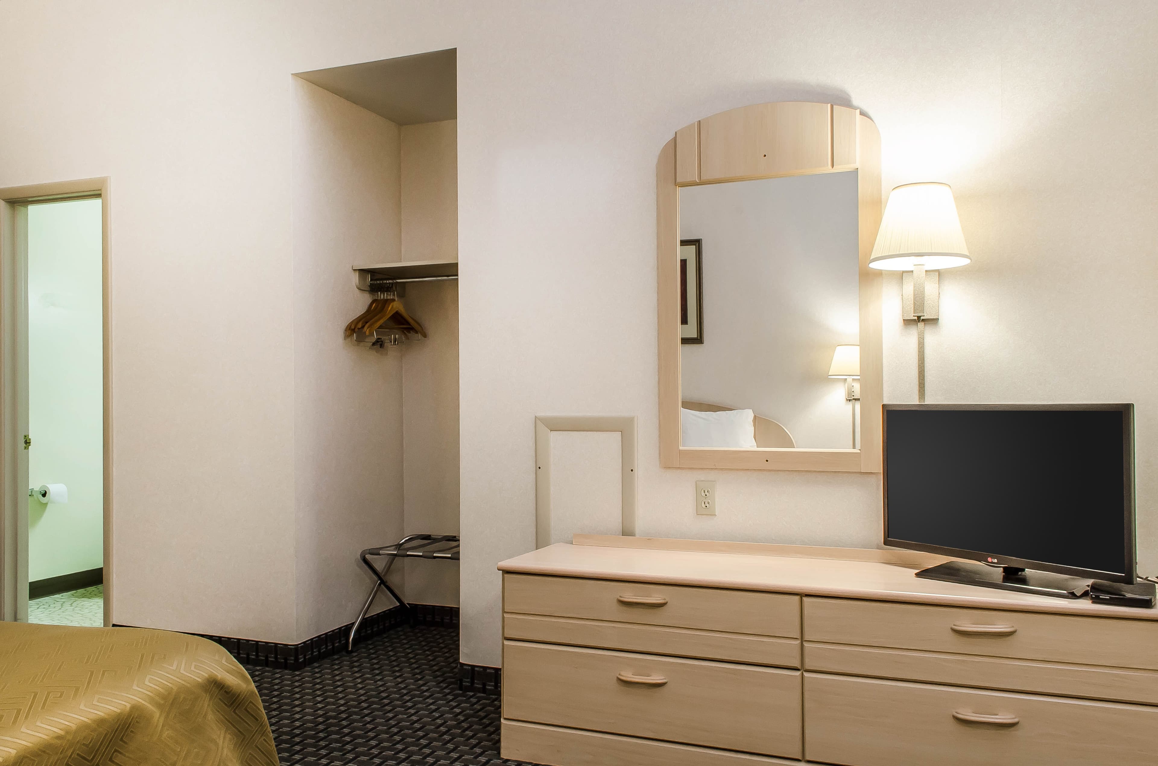 Rodeway Inn State College - near University — 7