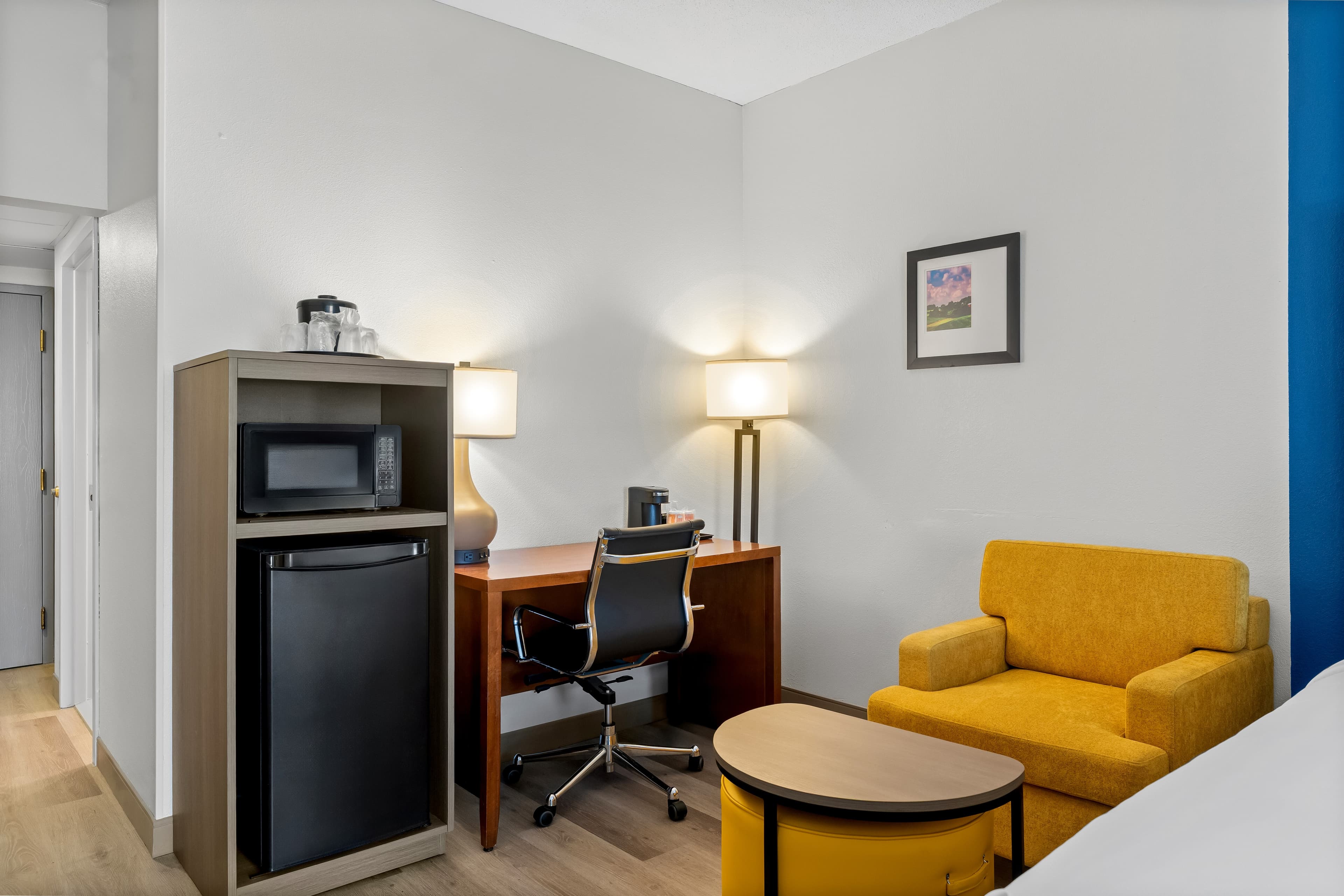 Comfort Suites Bethlehem Near Lehigh University and LVI Airport — 10