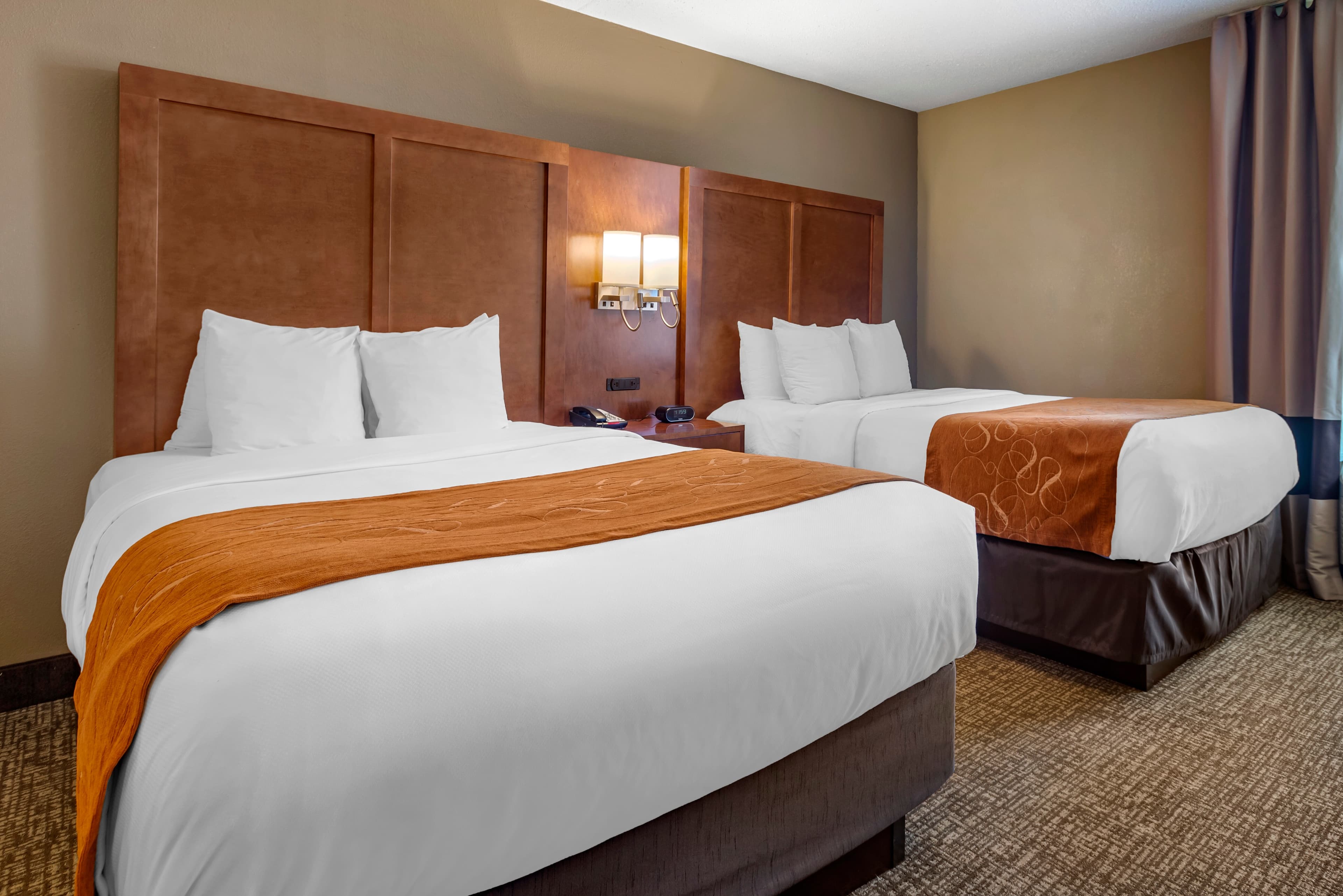 Comfort Suites Bethlehem Near Lehigh University and LVI Airport — 6