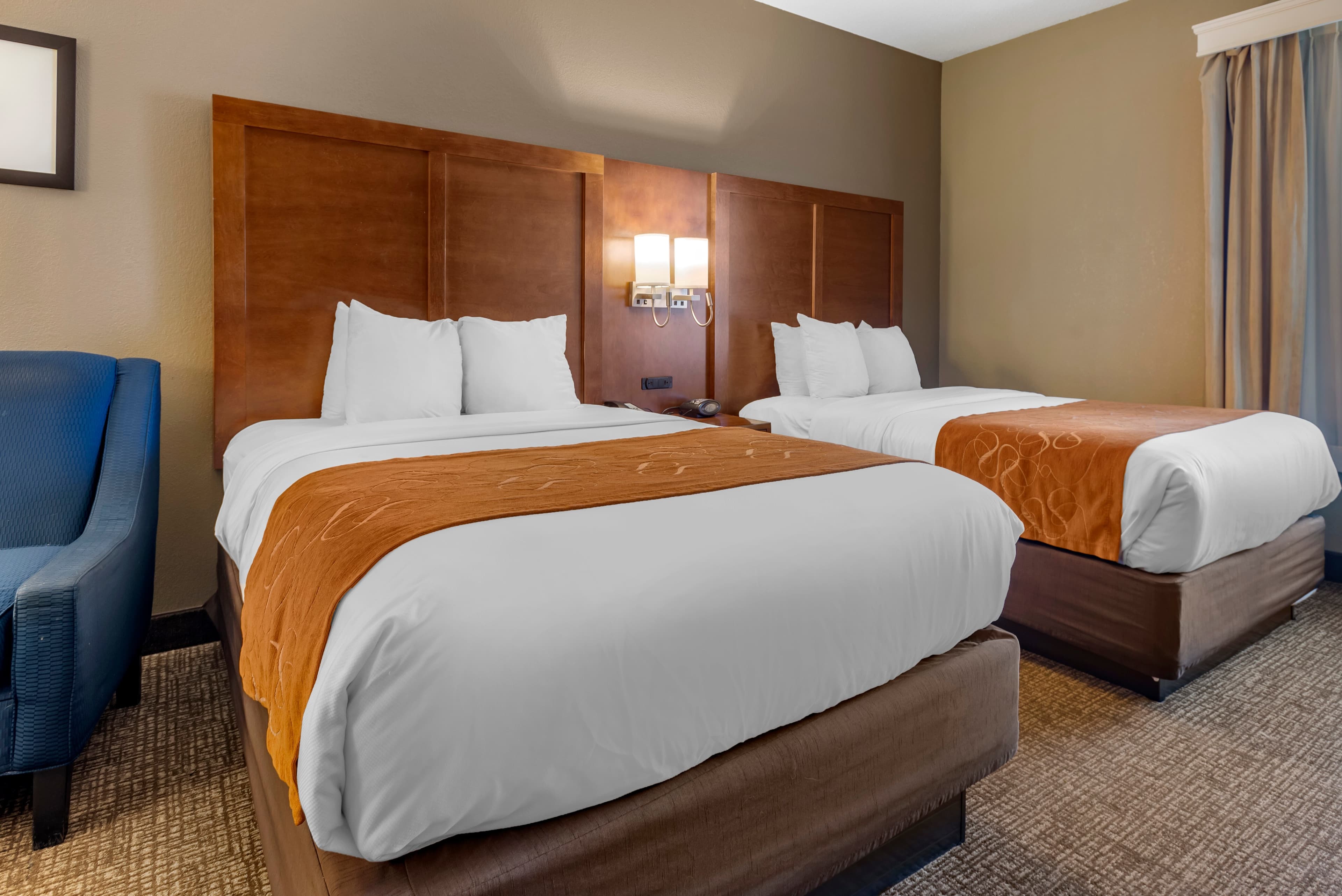 Comfort Suites Bethlehem Near Lehigh University and LVI Airport — 8