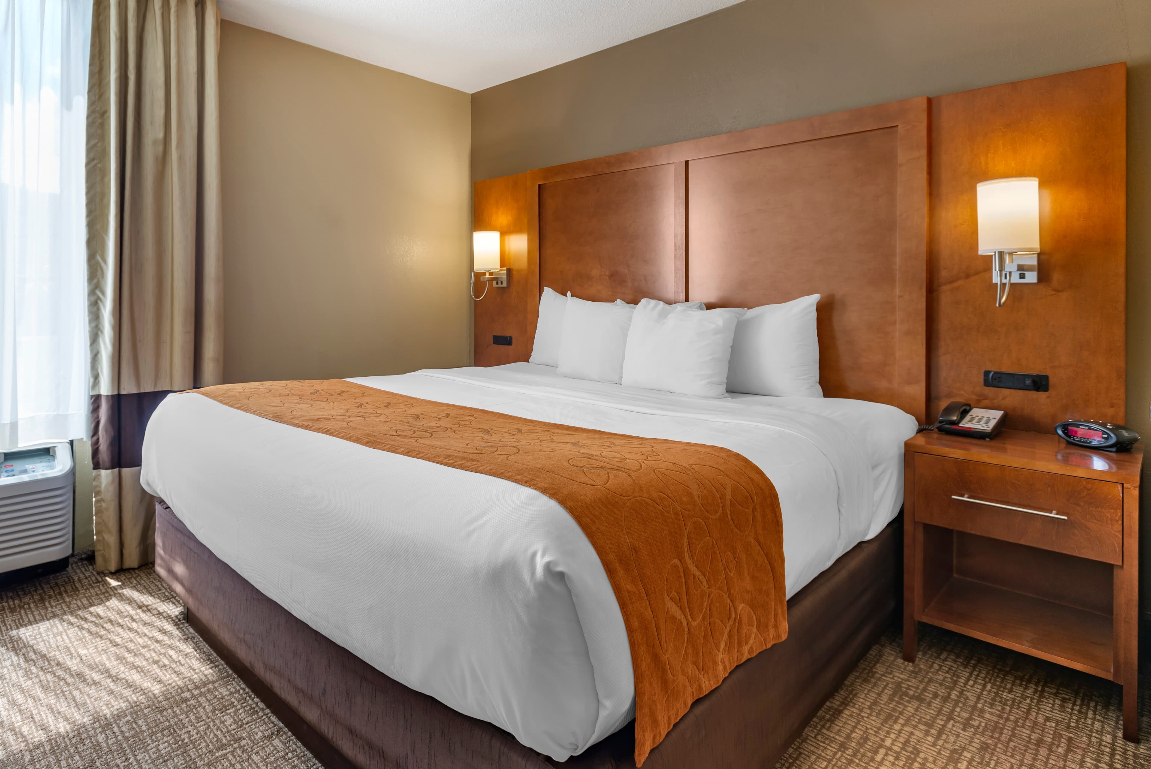 Comfort Suites Bethlehem Near Lehigh University and LVI Airport — 16