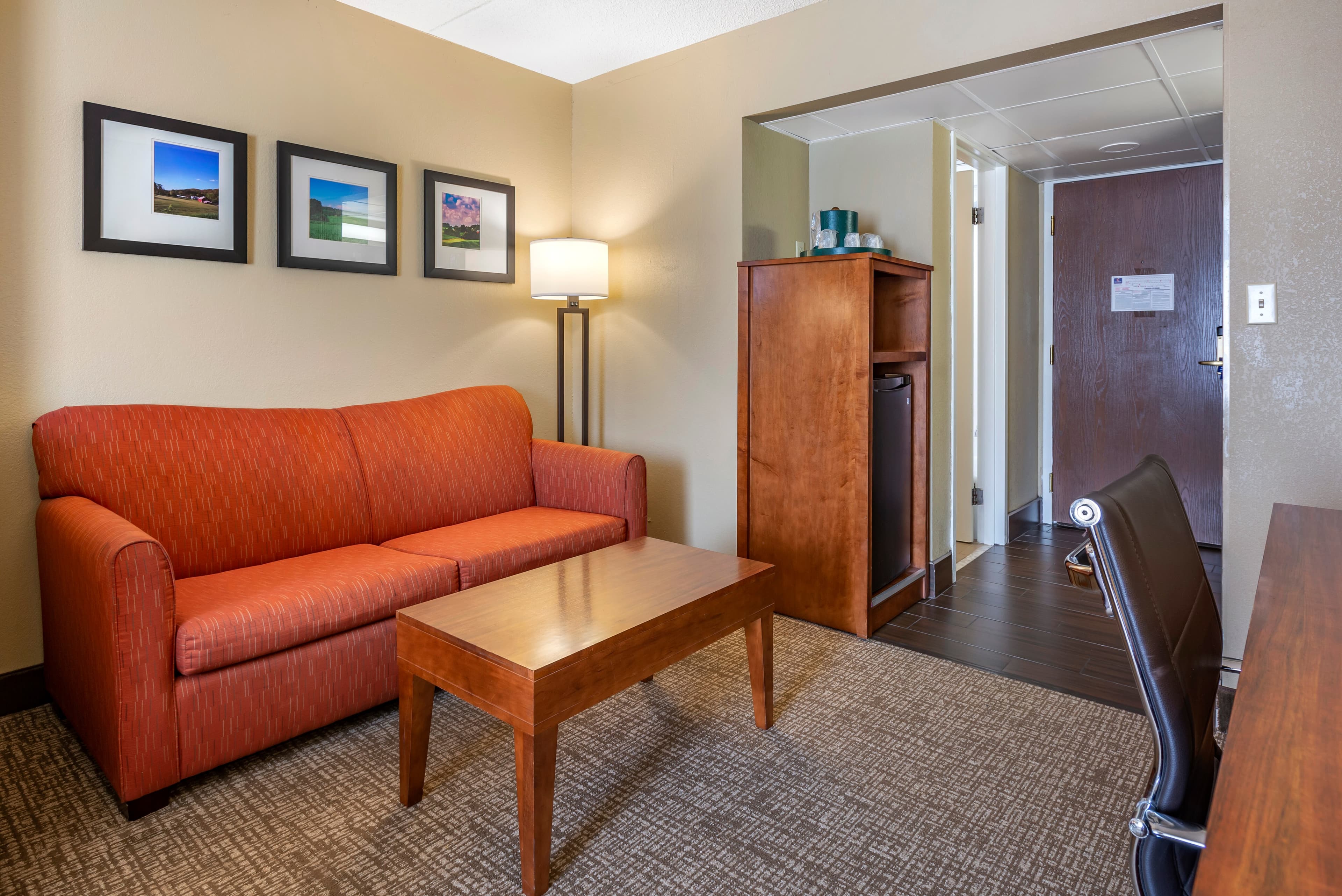 Comfort Suites Bethlehem Near Lehigh University and LVI Airport — 18