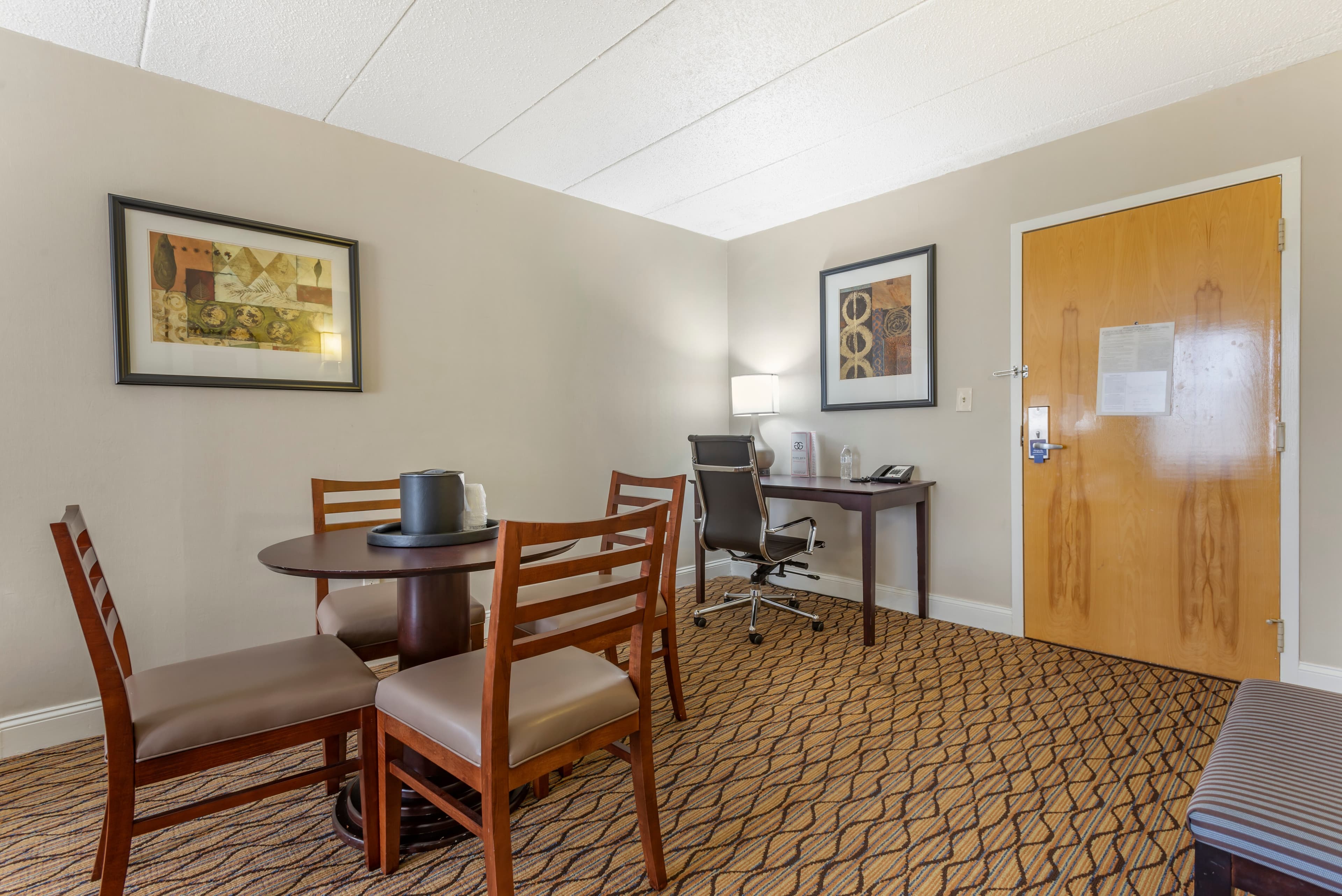 Comfort Inn & Suites Glen Mills - West Chester — 34