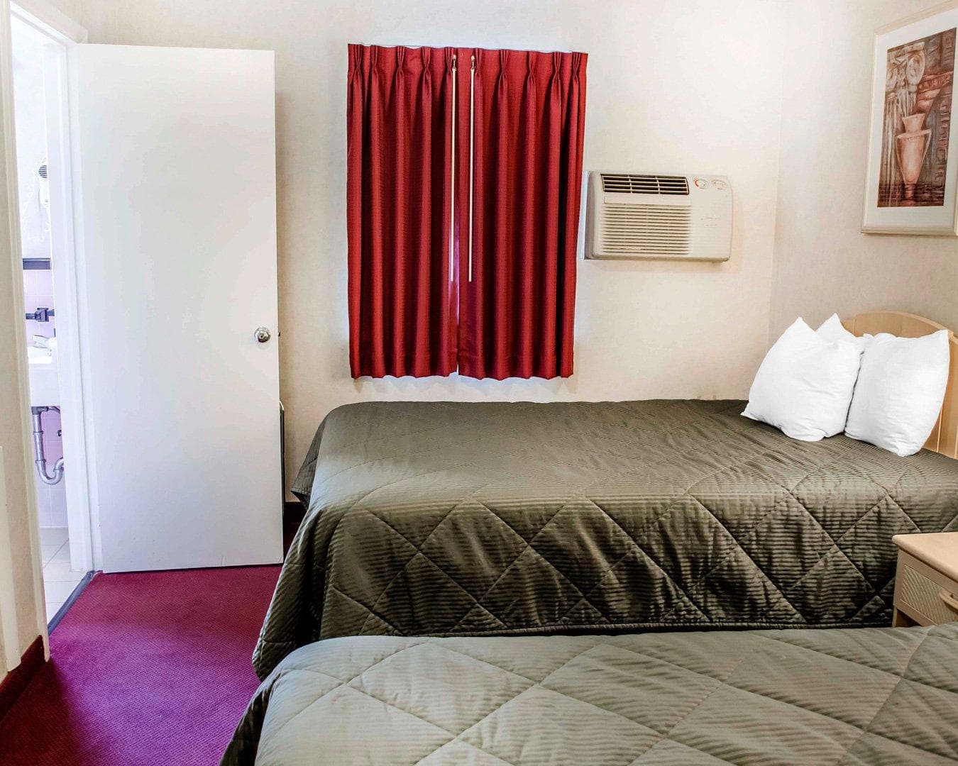 Rodeway Inn Dillsburg - Image 5