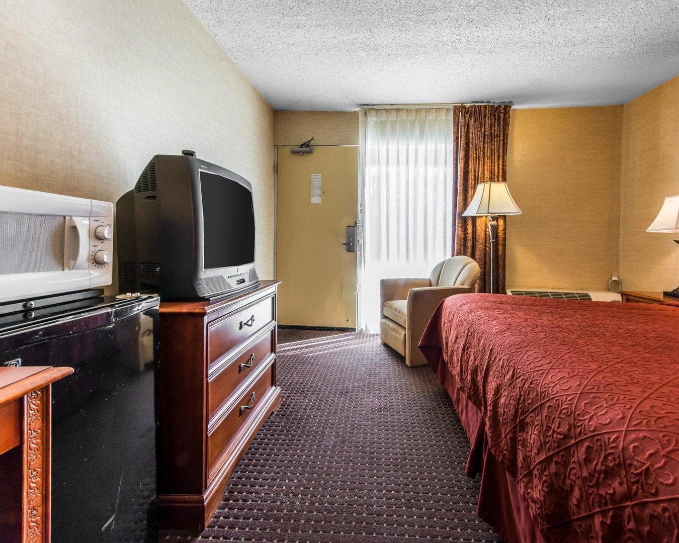 Quality Inn & Suites Erie near Casino — 6