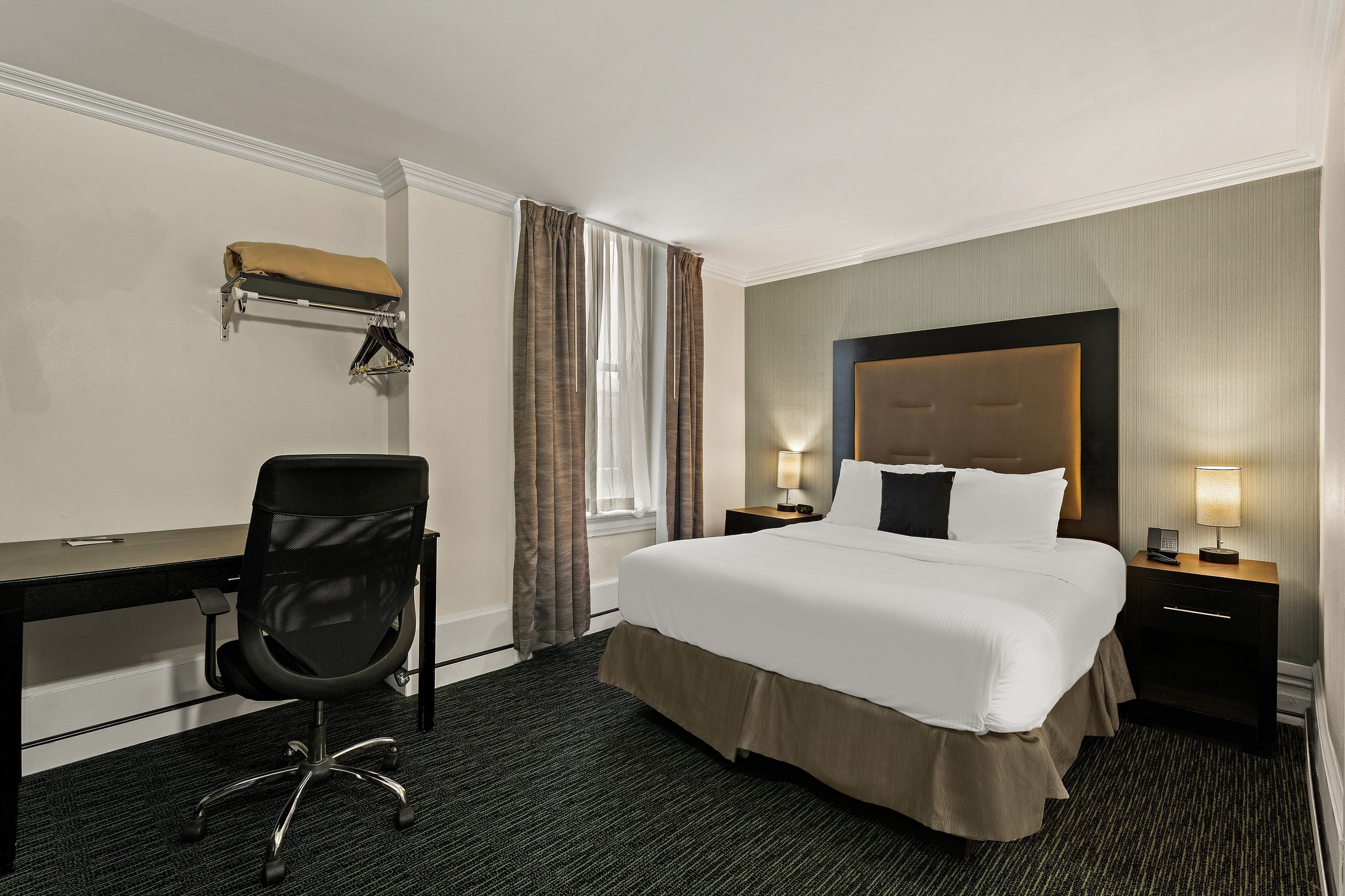 Quality Inn Philadelphia Center City - Image 2