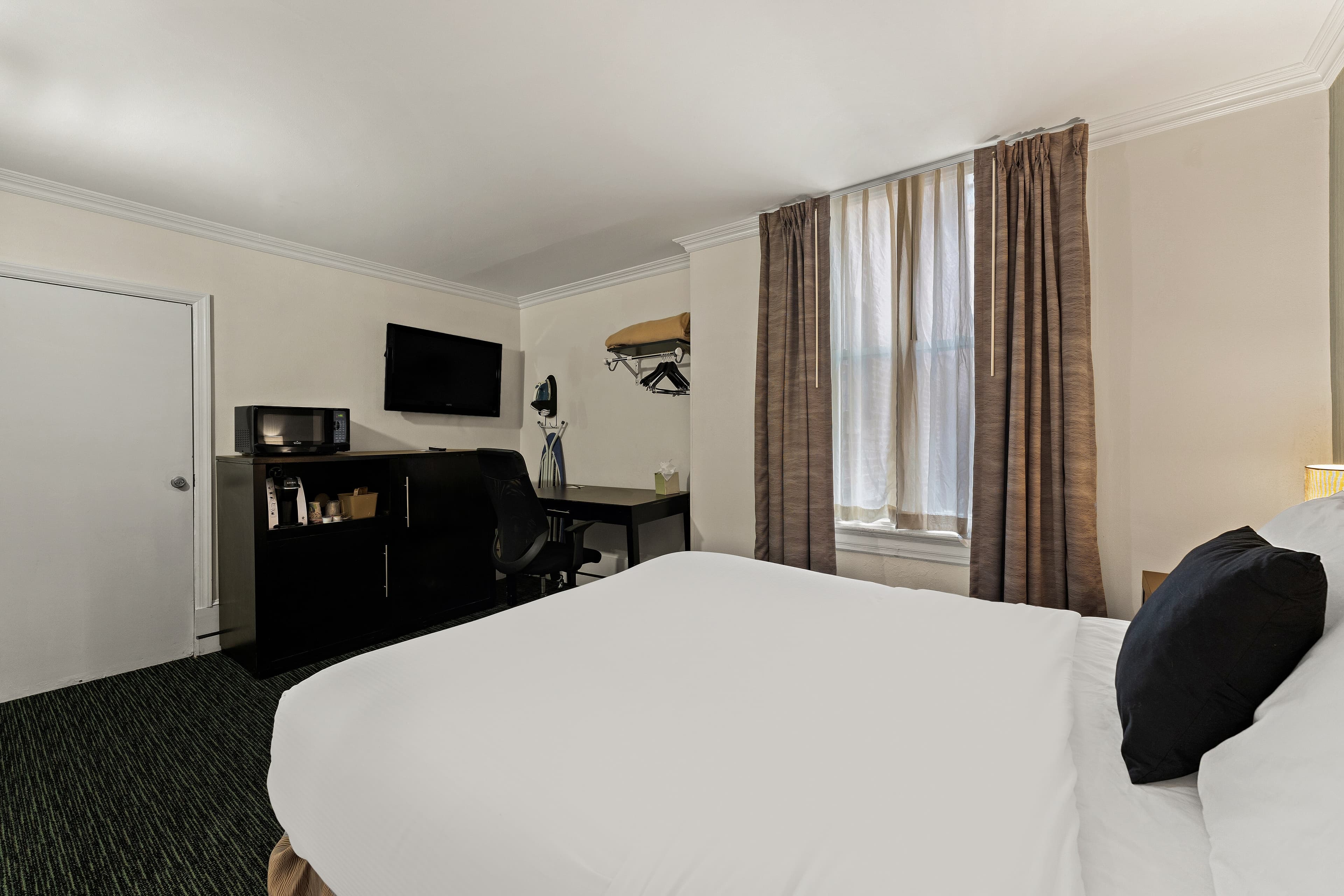 Quality Inn Philadelphia Center City - Image 3