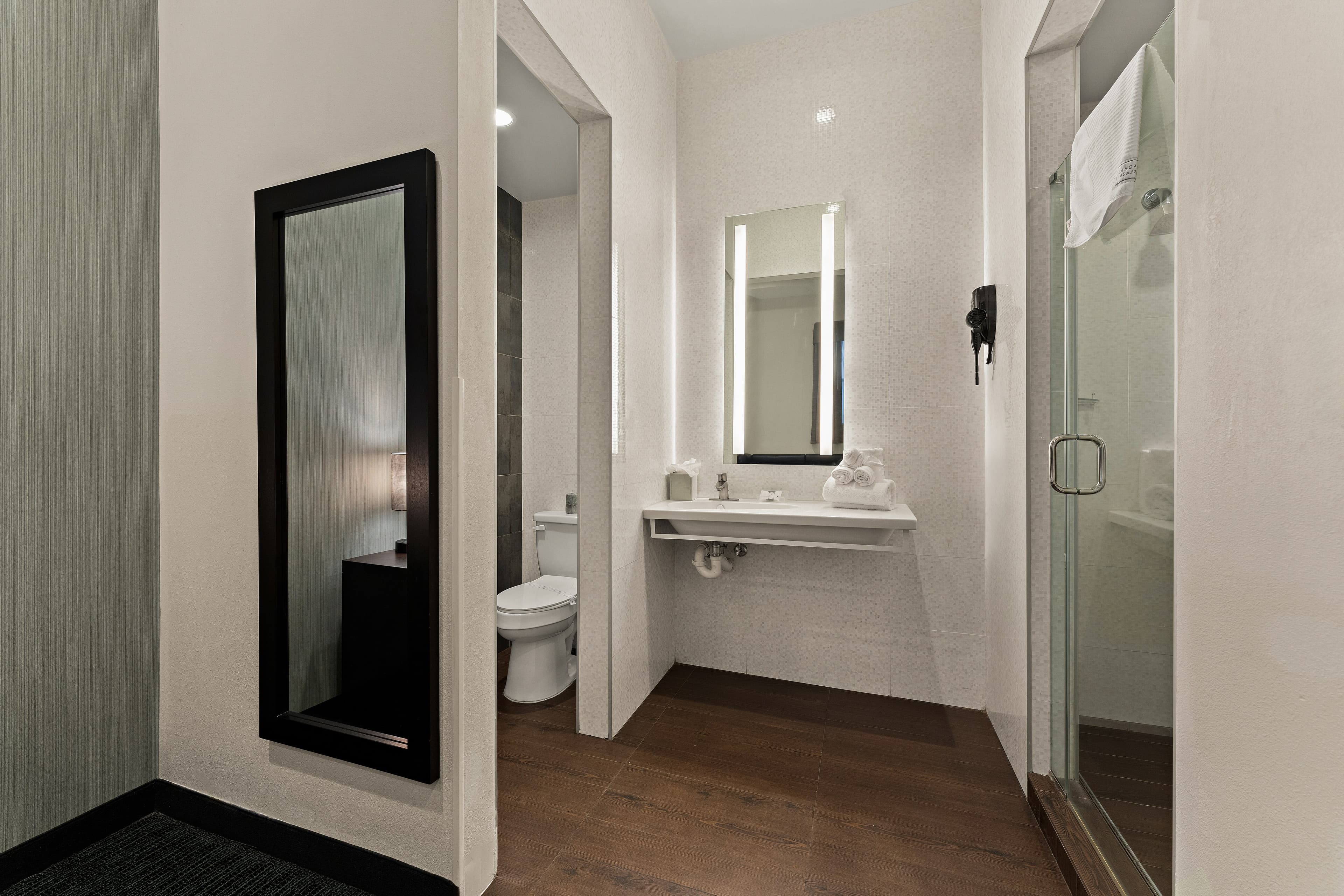 Quality Inn Philadelphia Center City — 11