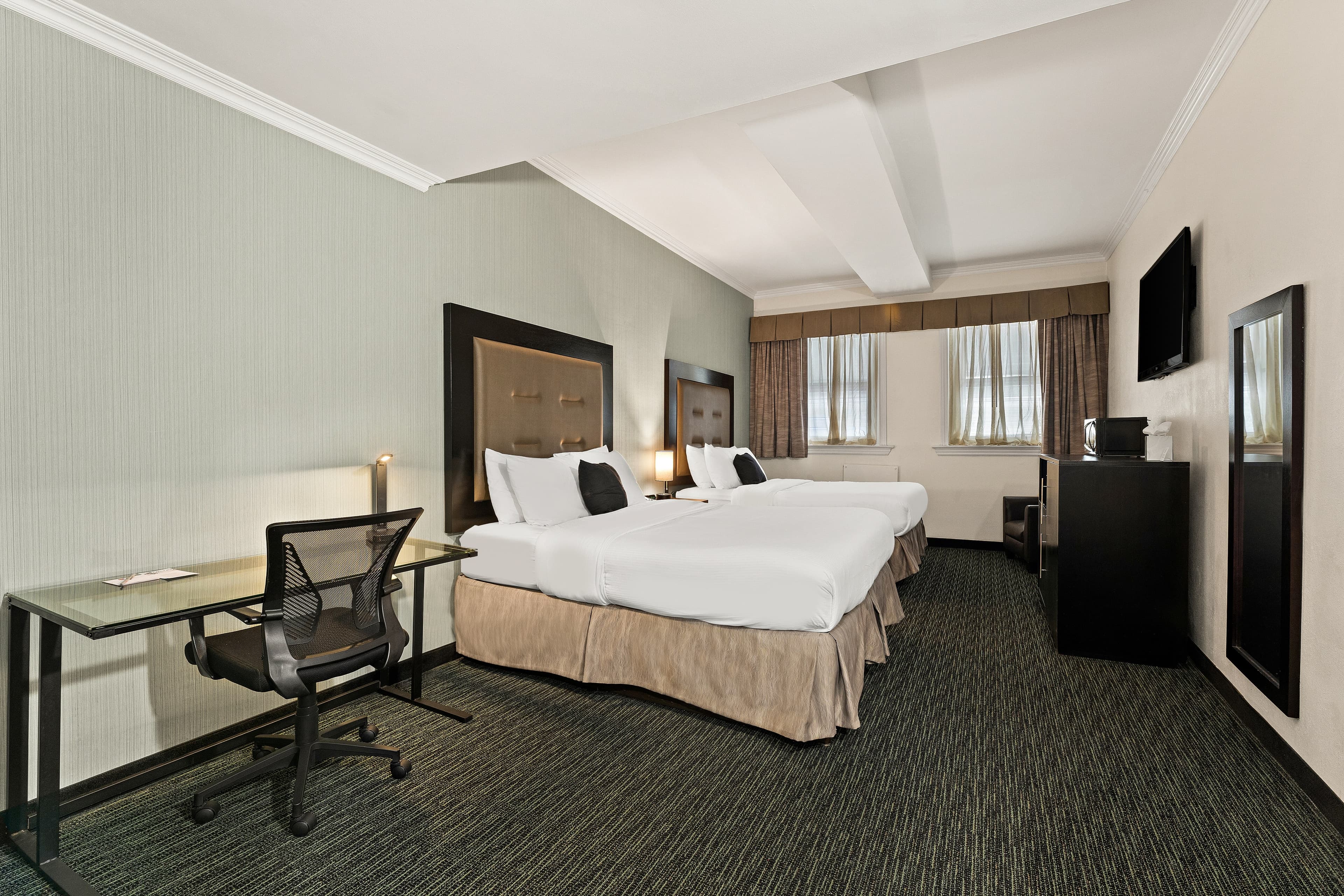 Quality Inn Philadelphia Center City — 12