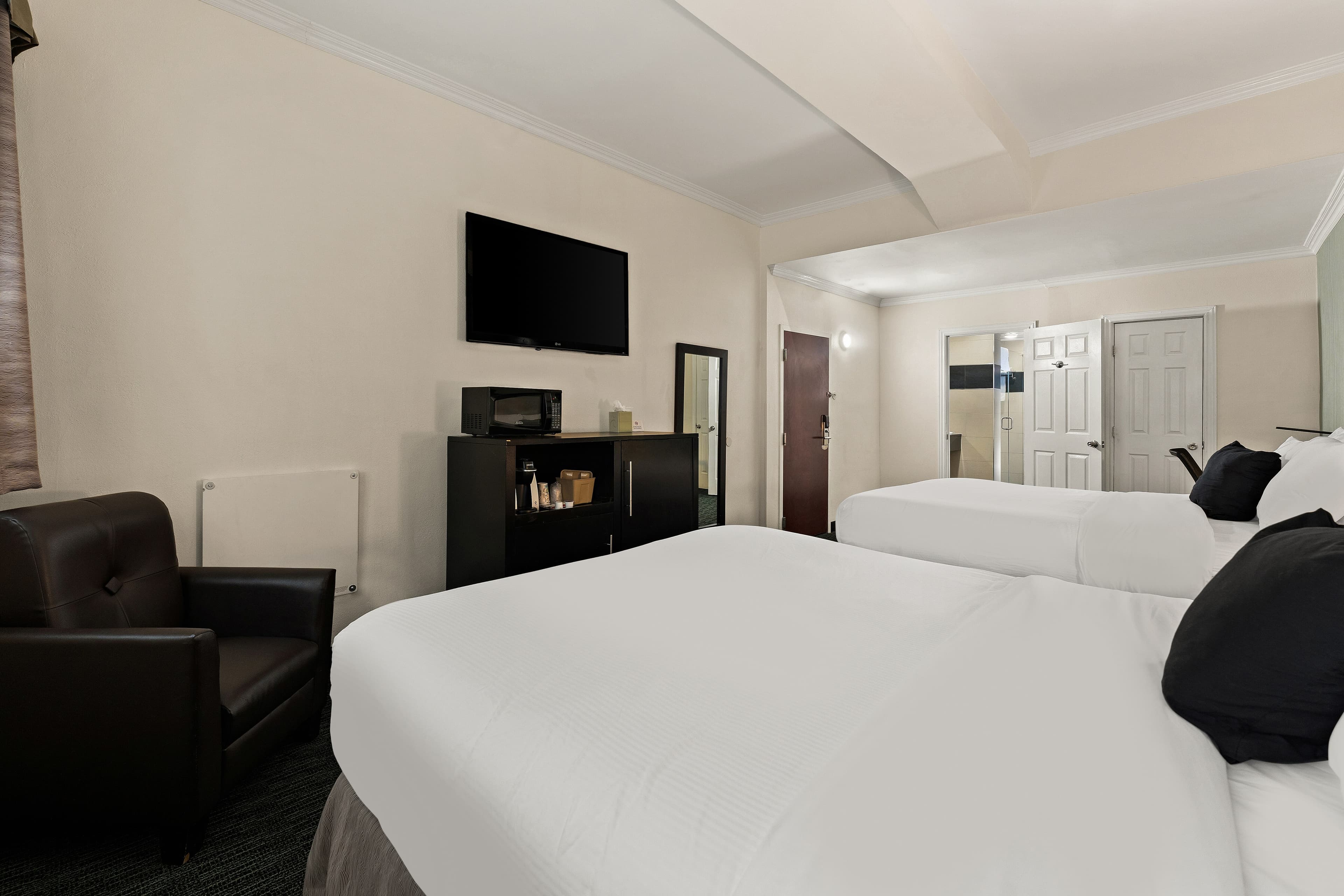 Quality Inn Philadelphia Center City — 16