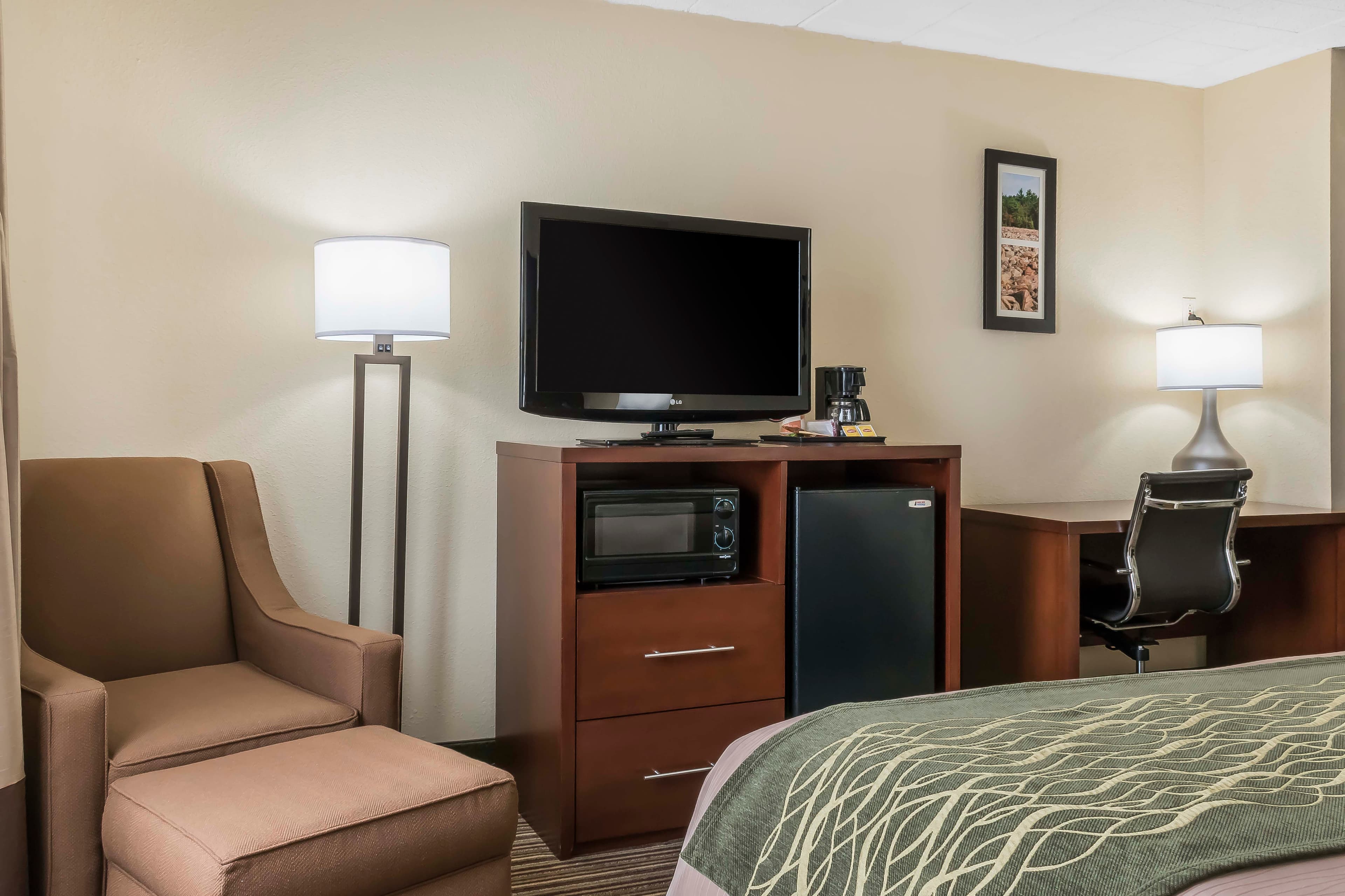 Comfort Inn - Pocono Mountains — 8