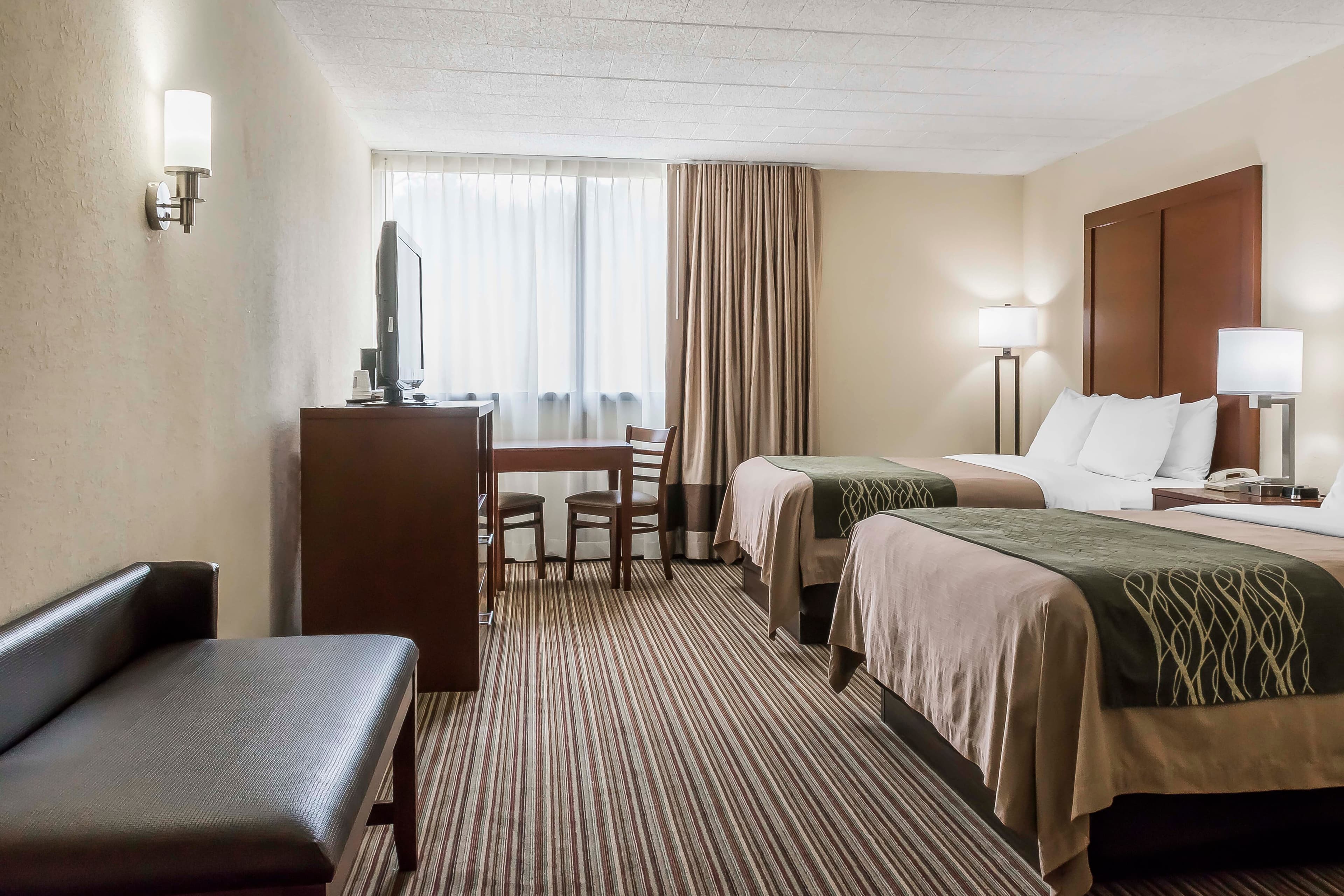 Comfort Inn - Pocono Mountains - Image 5