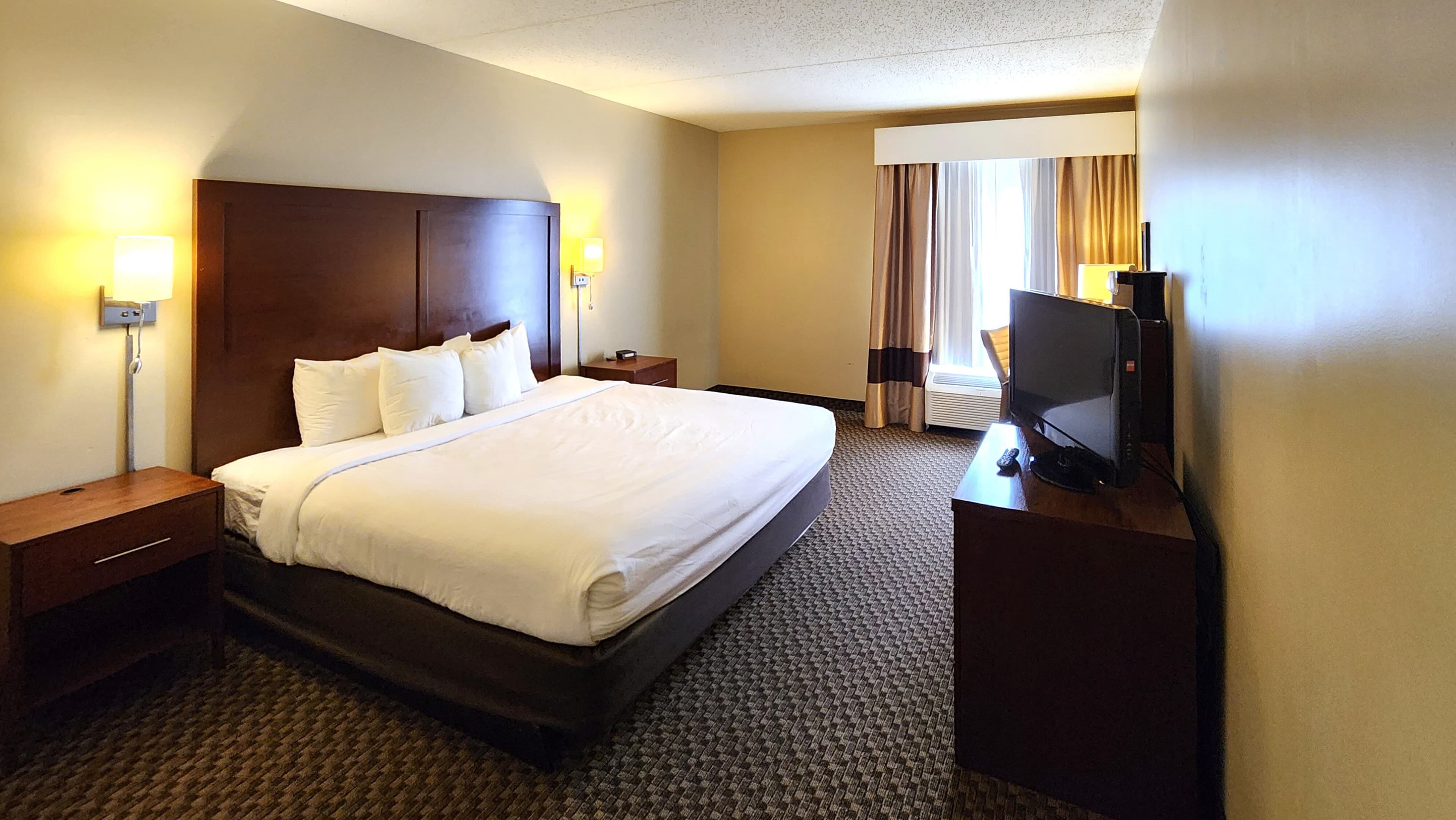 Comfort Inn & Suites Mount Pocono - Image 2