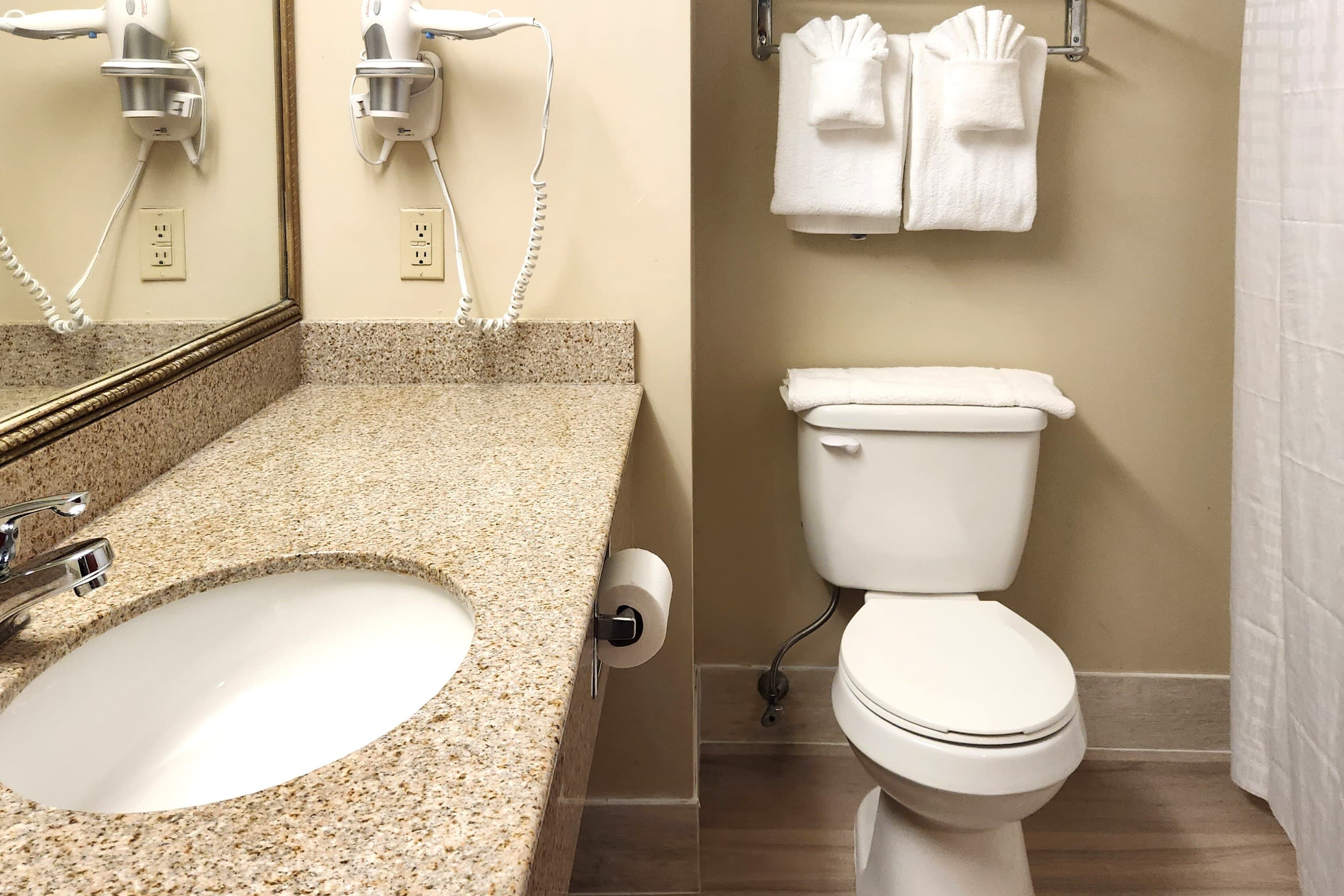 Comfort Inn & Suites Mount Pocono — 12