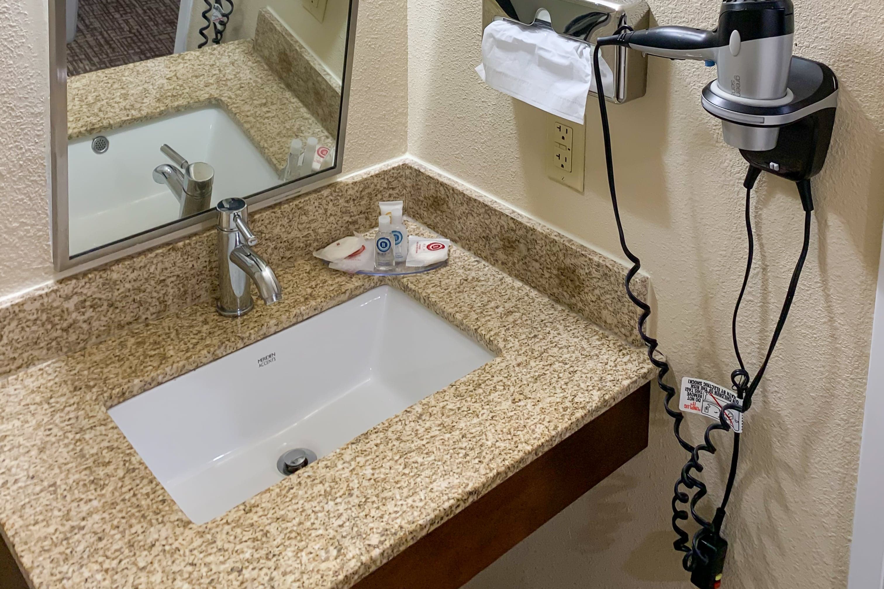 Comfort Inn Pittsburgh Crafton — 25