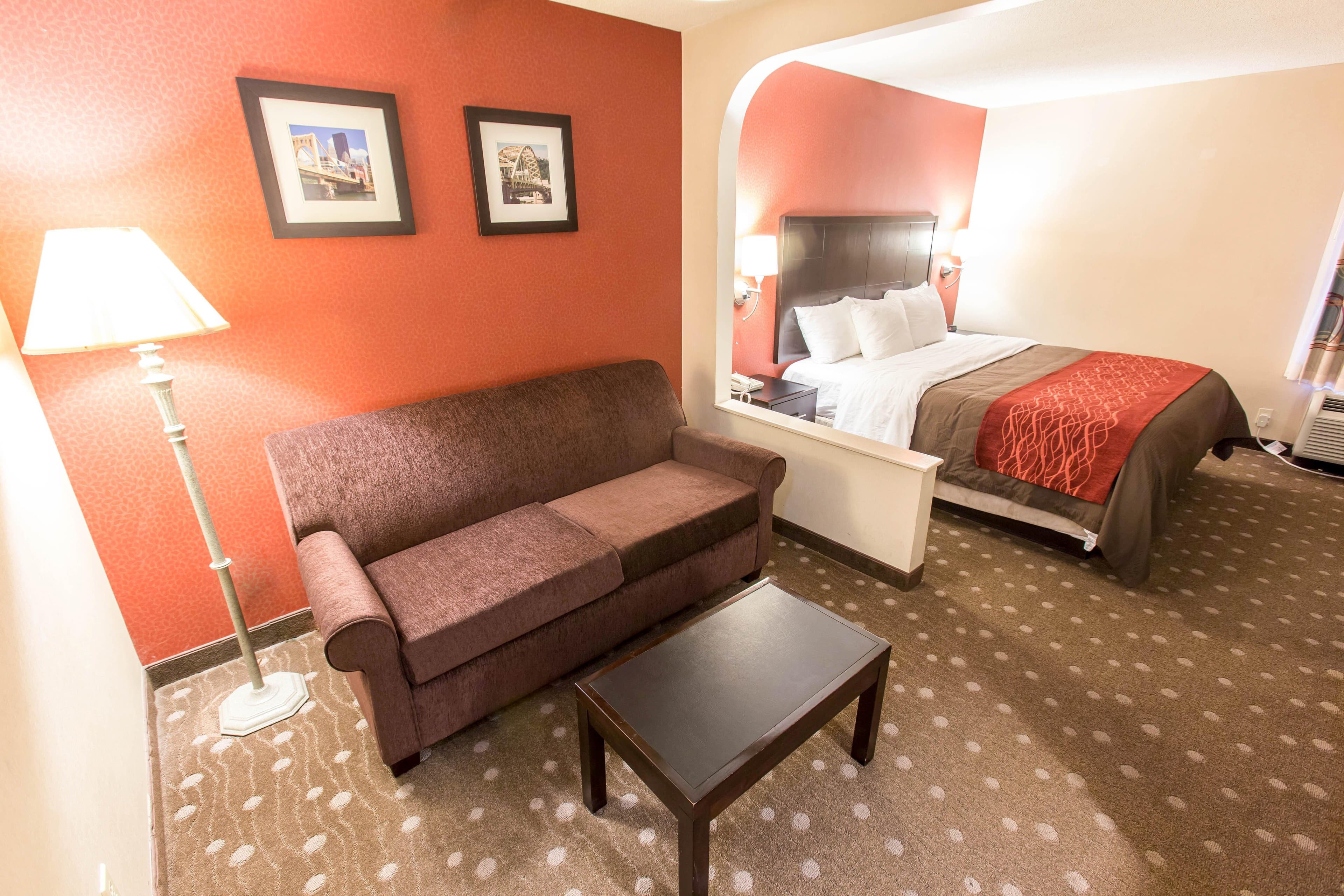 Comfort Inn Pittsburgh Crafton - Image 5