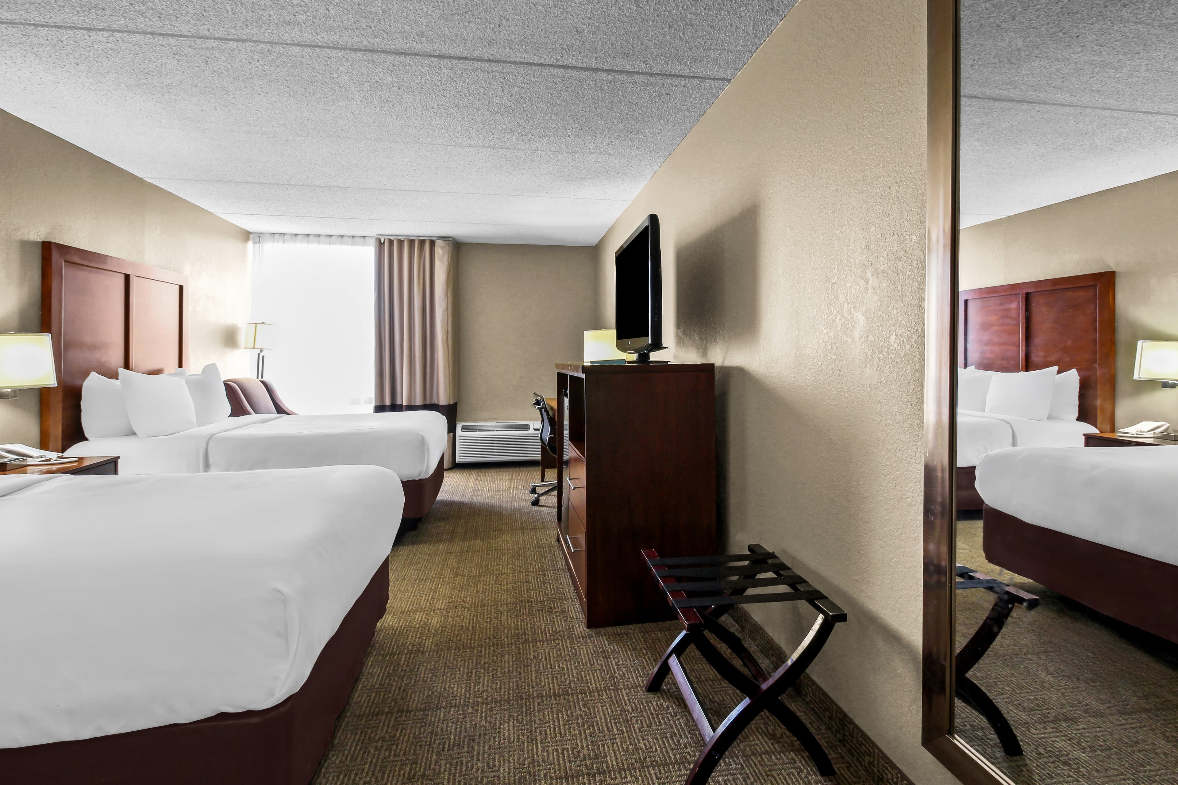 Comfort Inn Cranberry Twp. - Image 4