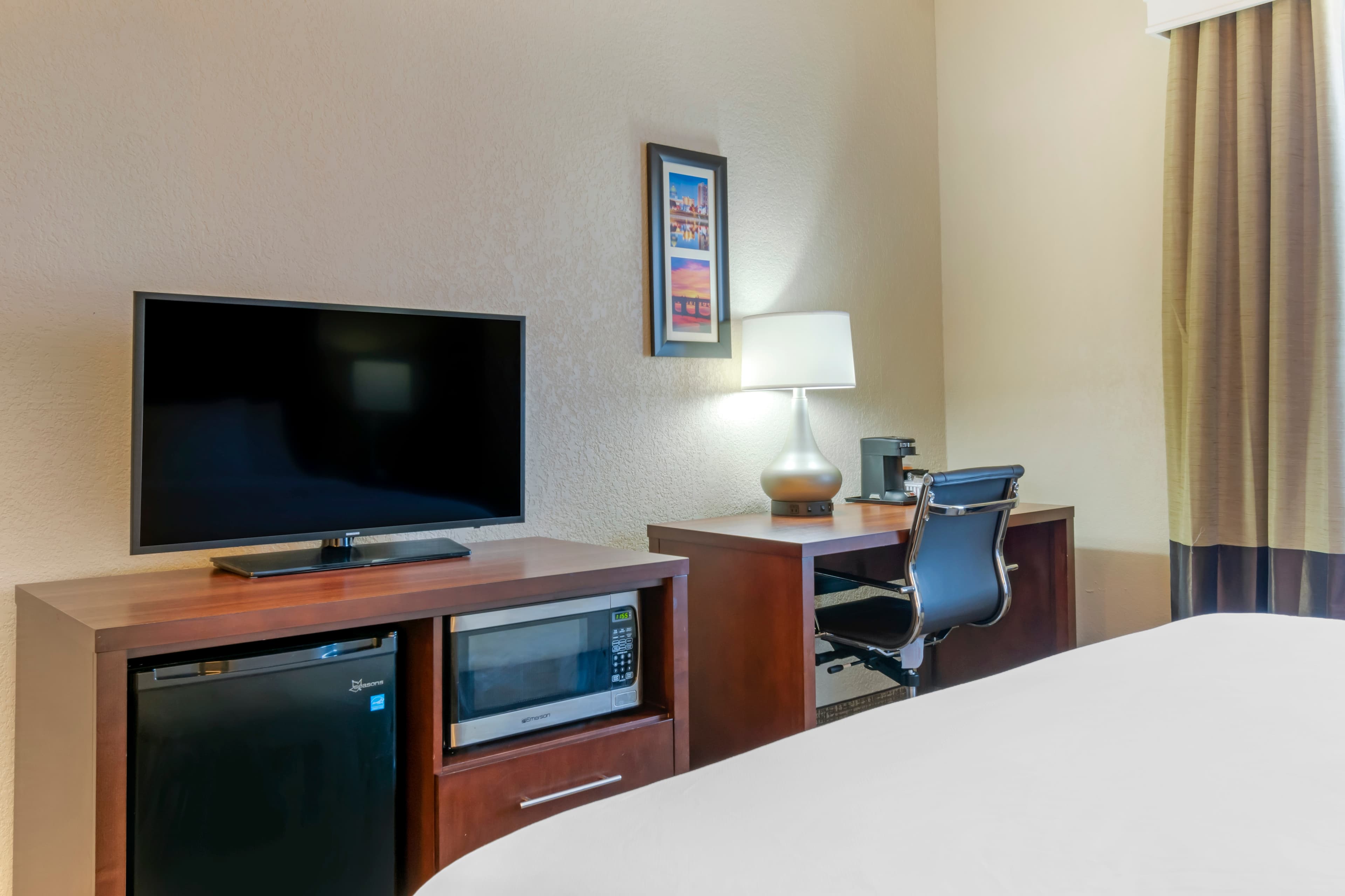 Comfort Inn Mechanicsburg - Harrisburg South - Image 5