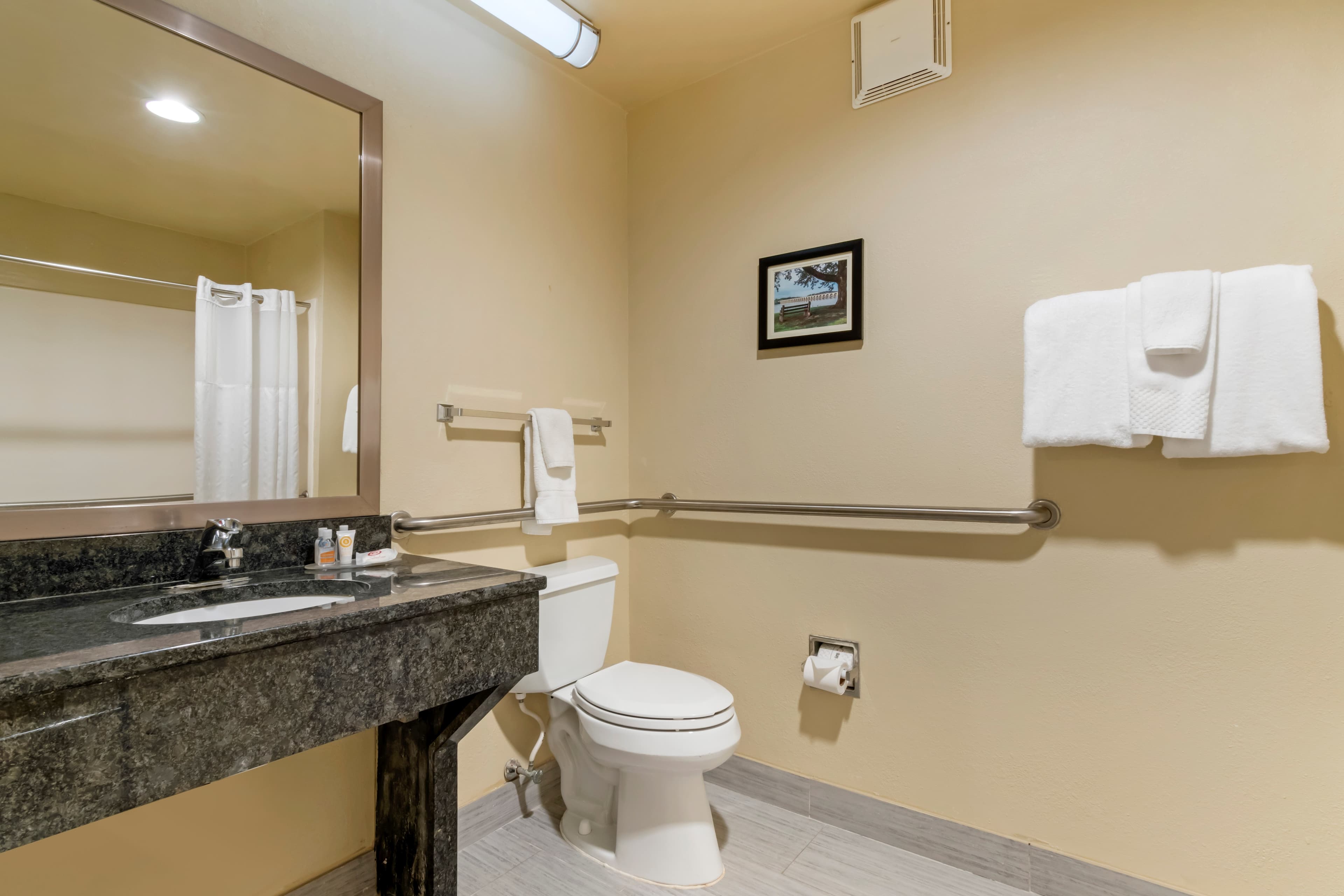 Comfort Inn Mechanicsburg - Harrisburg South — 6