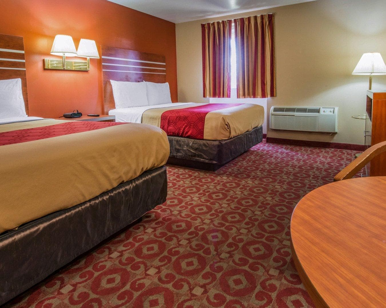 Econo Lodge Hermitage South - Image 5