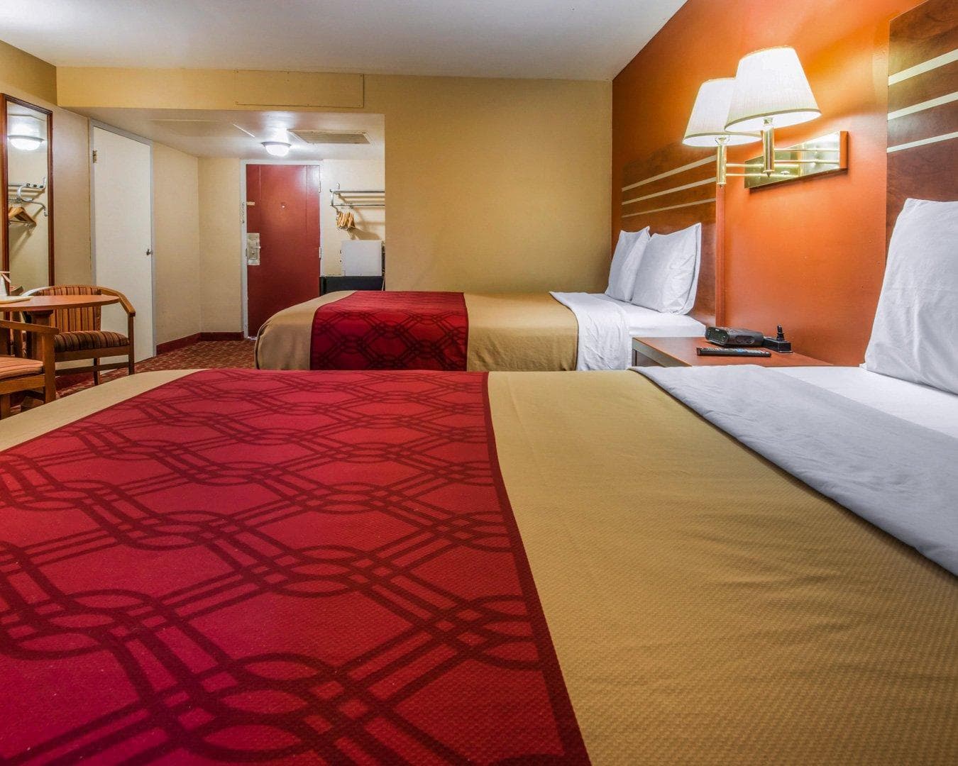 Econo Lodge Hermitage South — 6